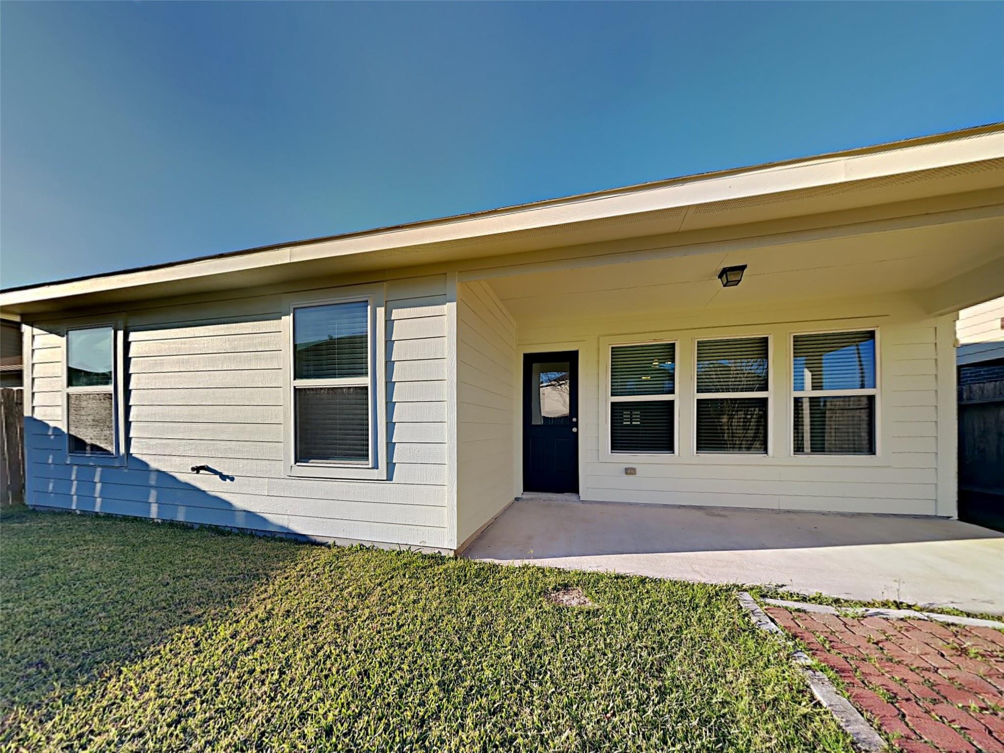 5042 Dappled Grove Trail