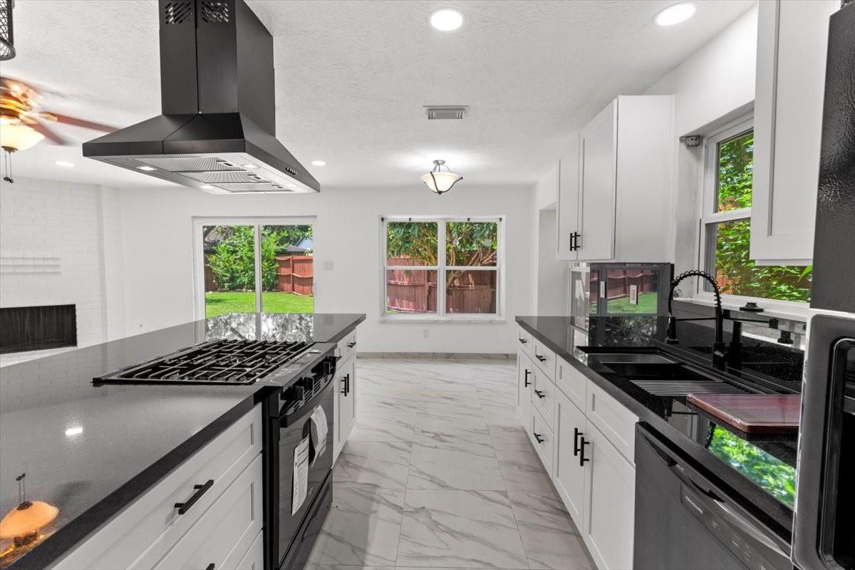16407 Valinda Drive