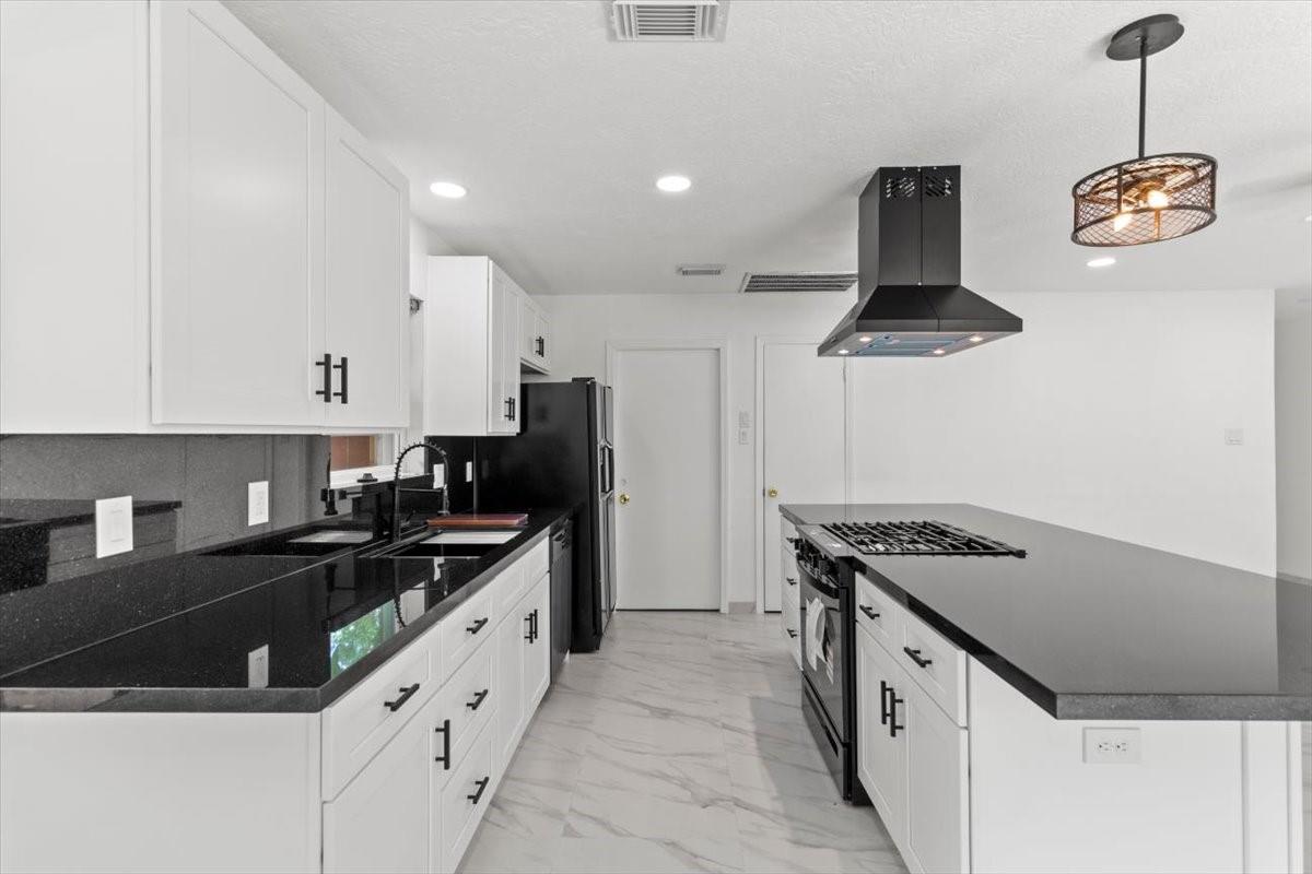 16407 Valinda Drive
