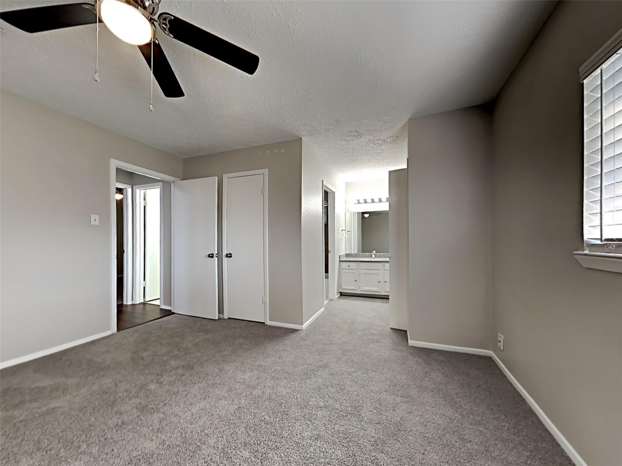 24031 Griffin House Lane