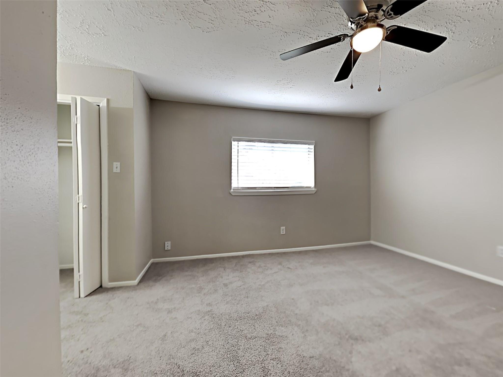 24031 Griffin House Lane