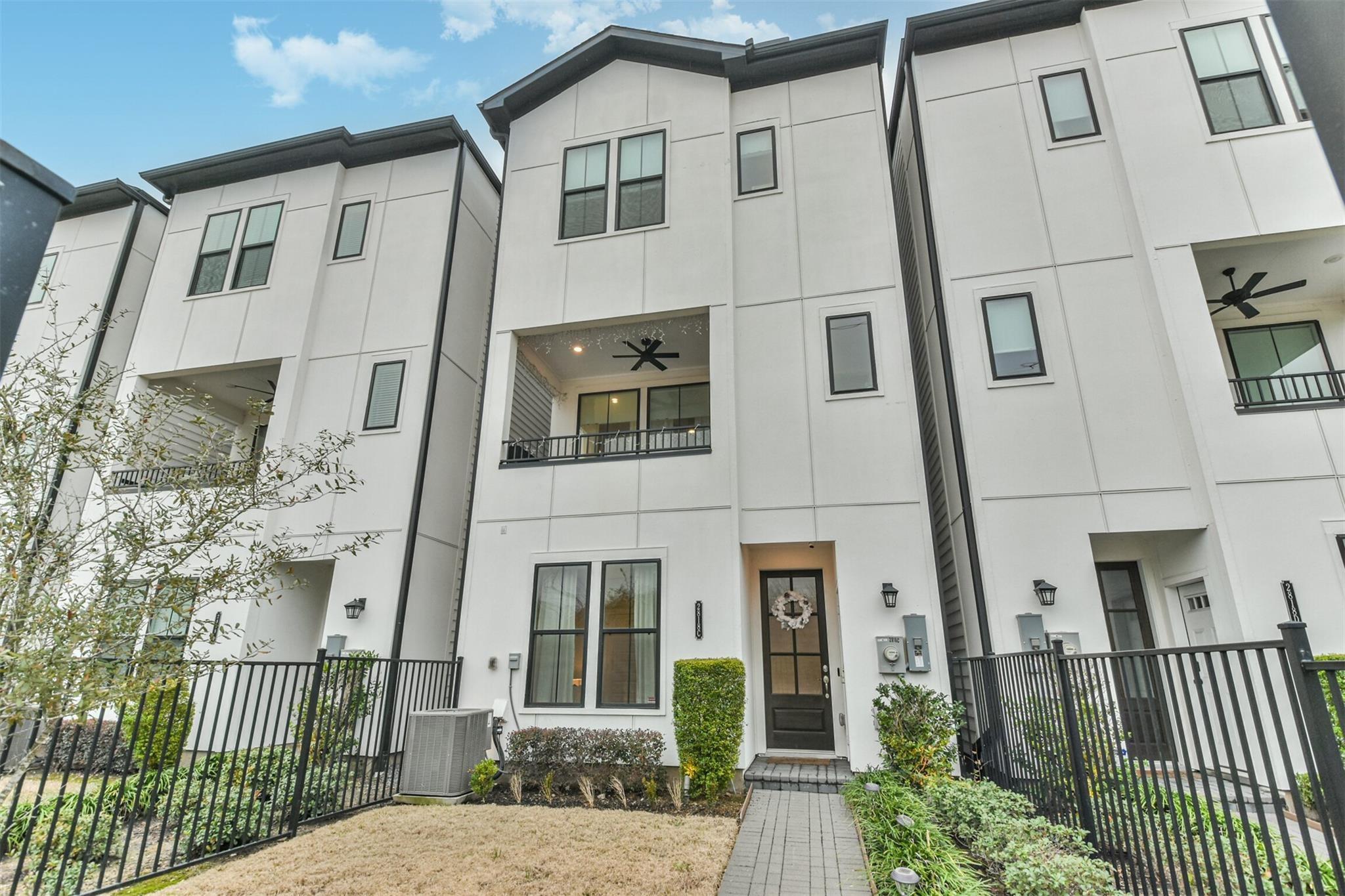 2818 Grand Fountains Drive # C