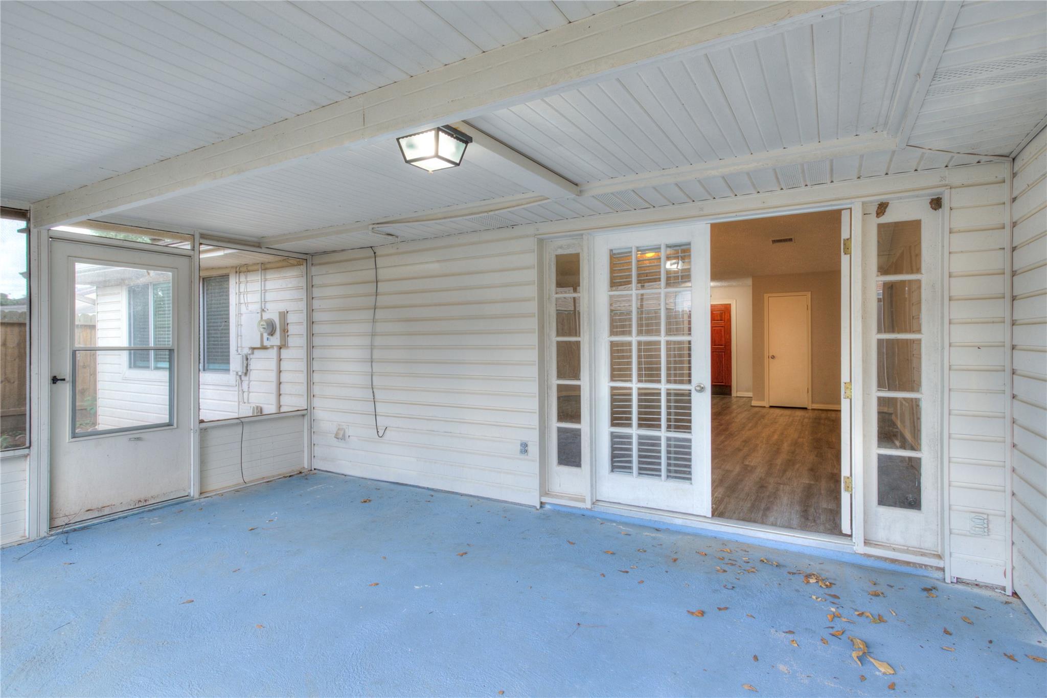 2618 Gilliom Drive