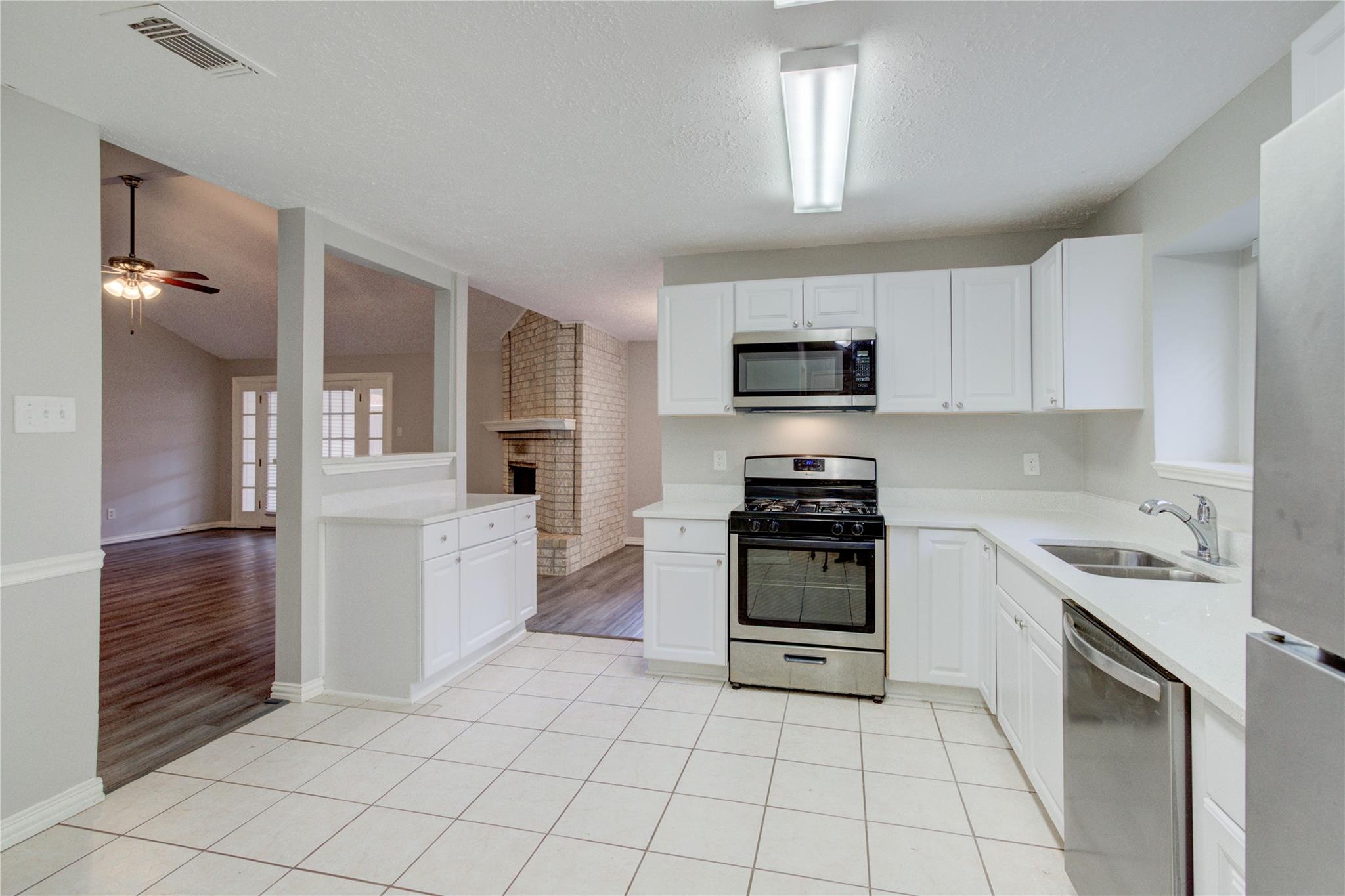 2618 Gilliom Drive