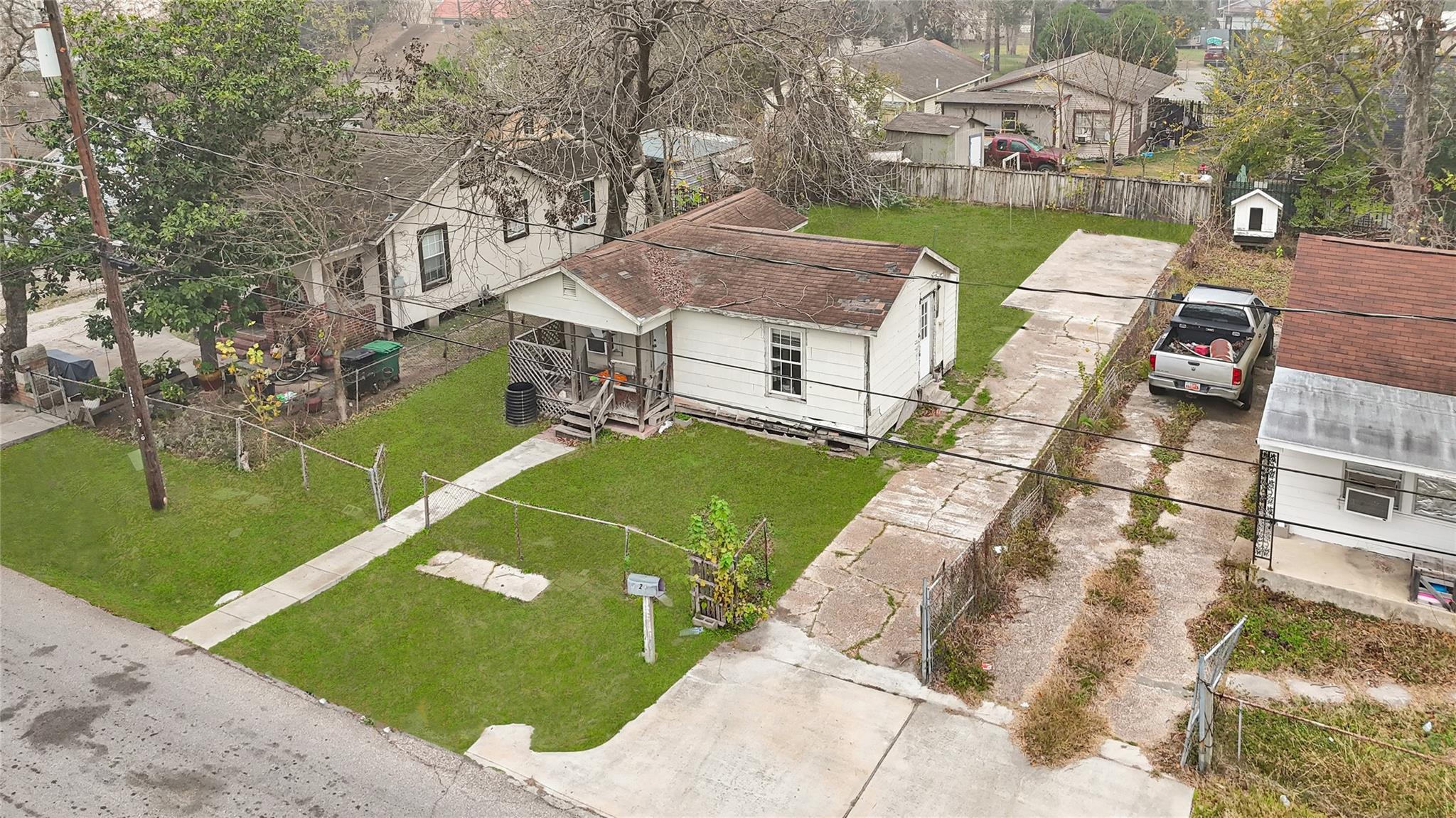 7427 Texarkana Street