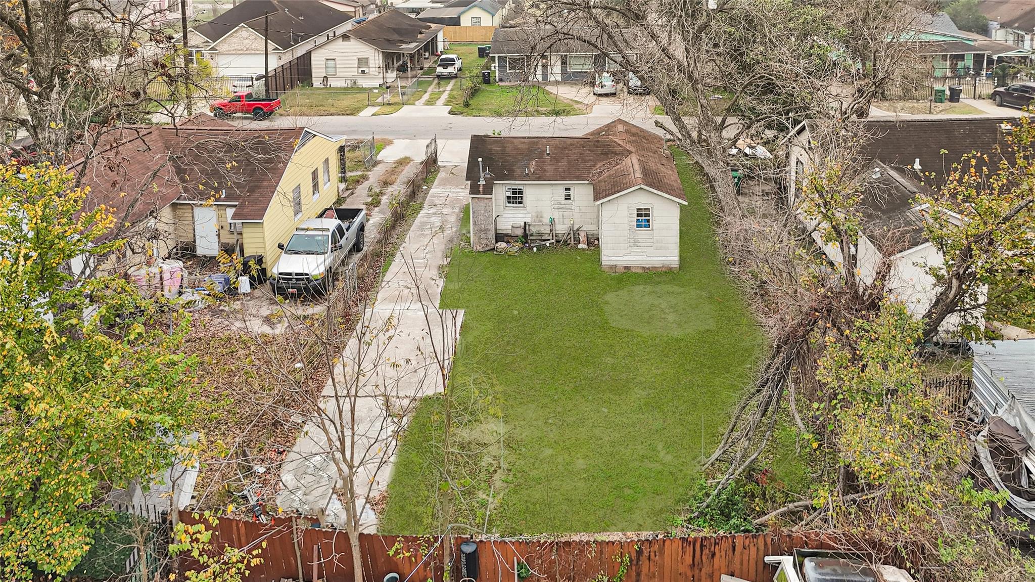 7427 Texarkana Street