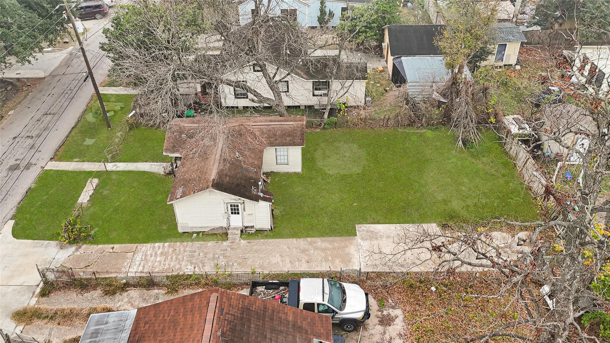 7427 Texarkana Street