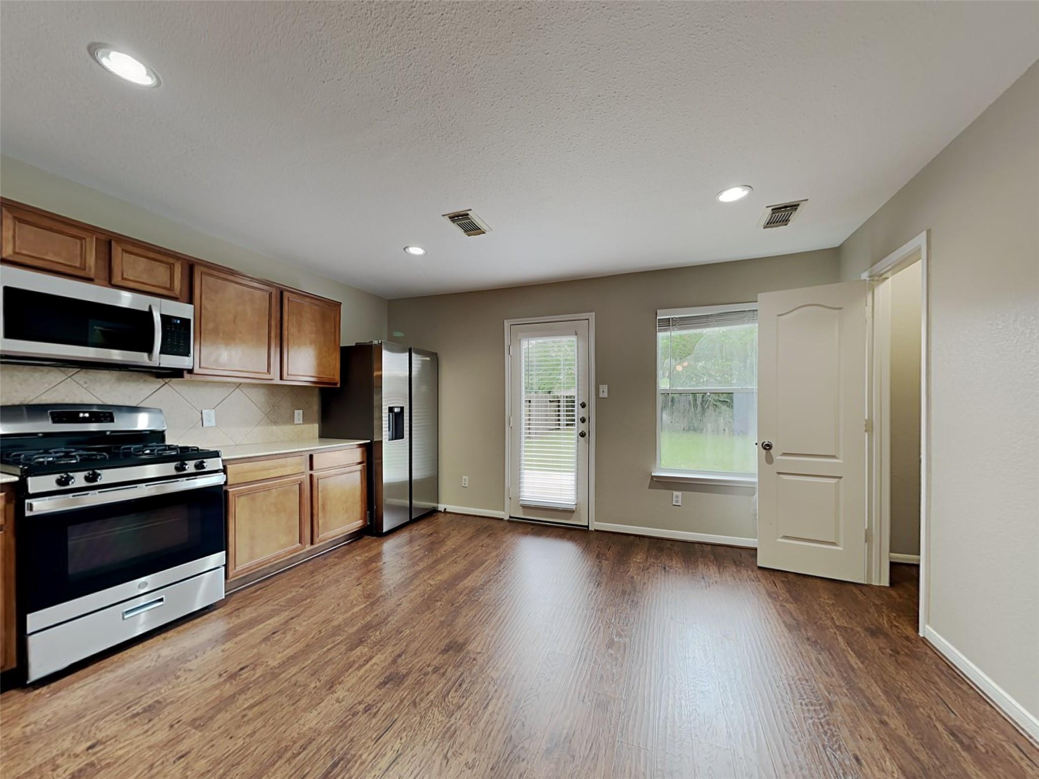 11338 Log Cabin Lane