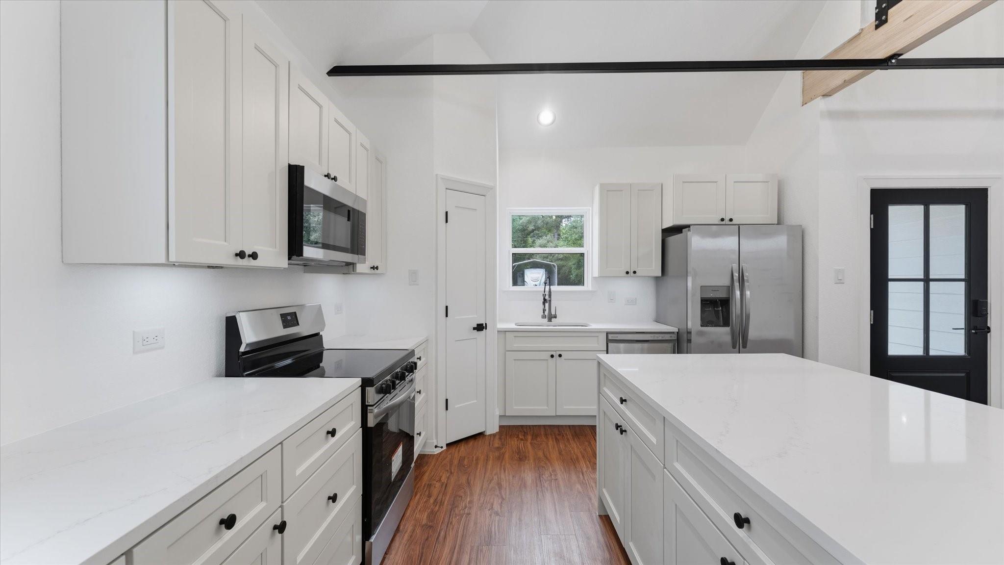 10802 Fairview Drive