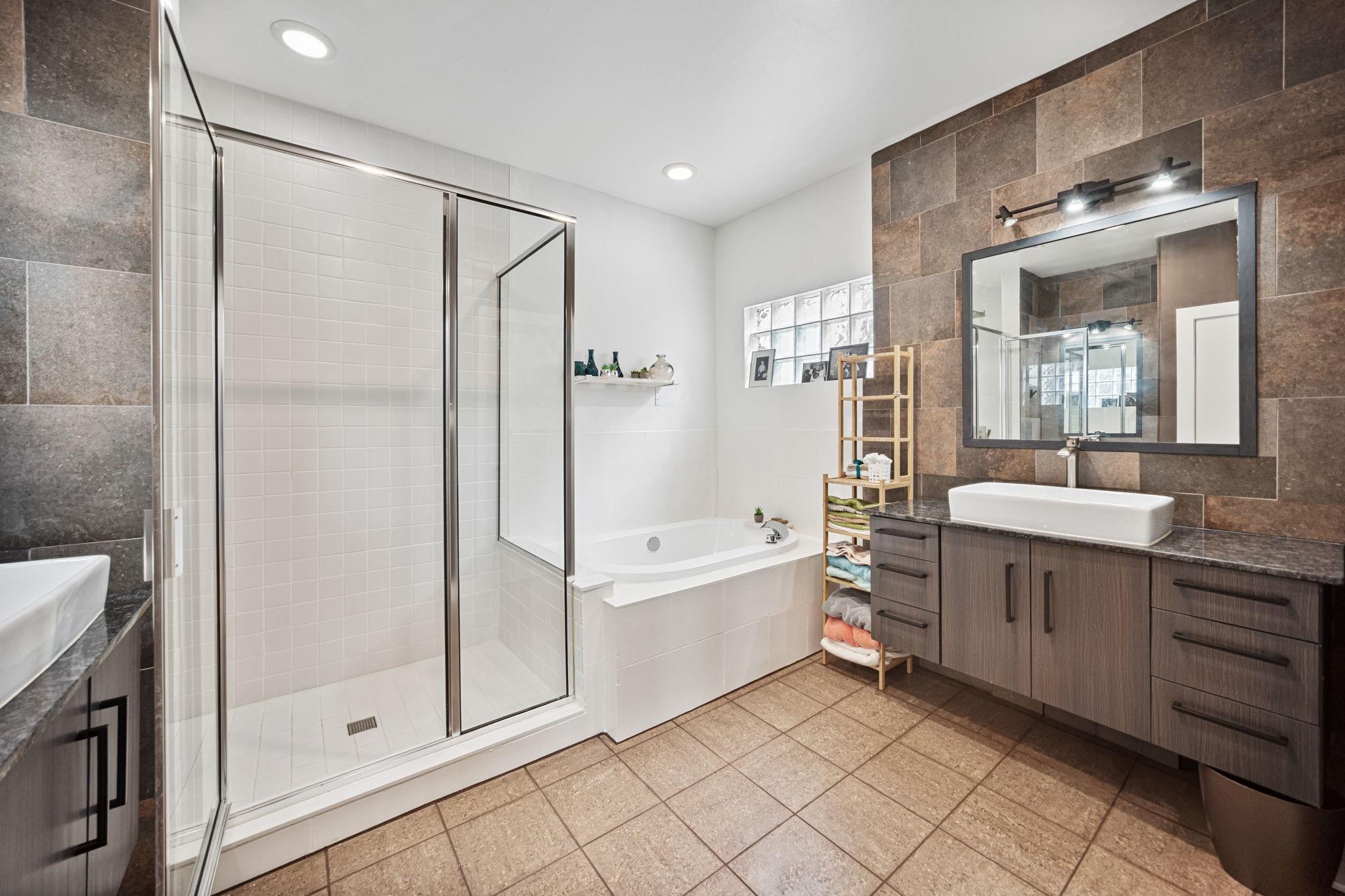 2010 Blodgett Street # G