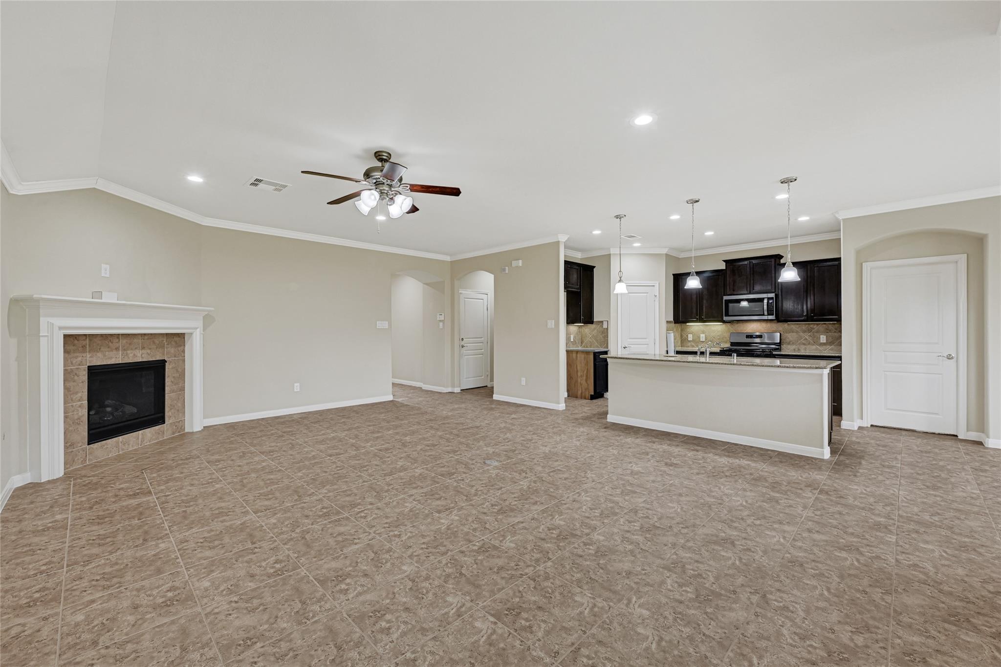 25302 Glenlevan Lane