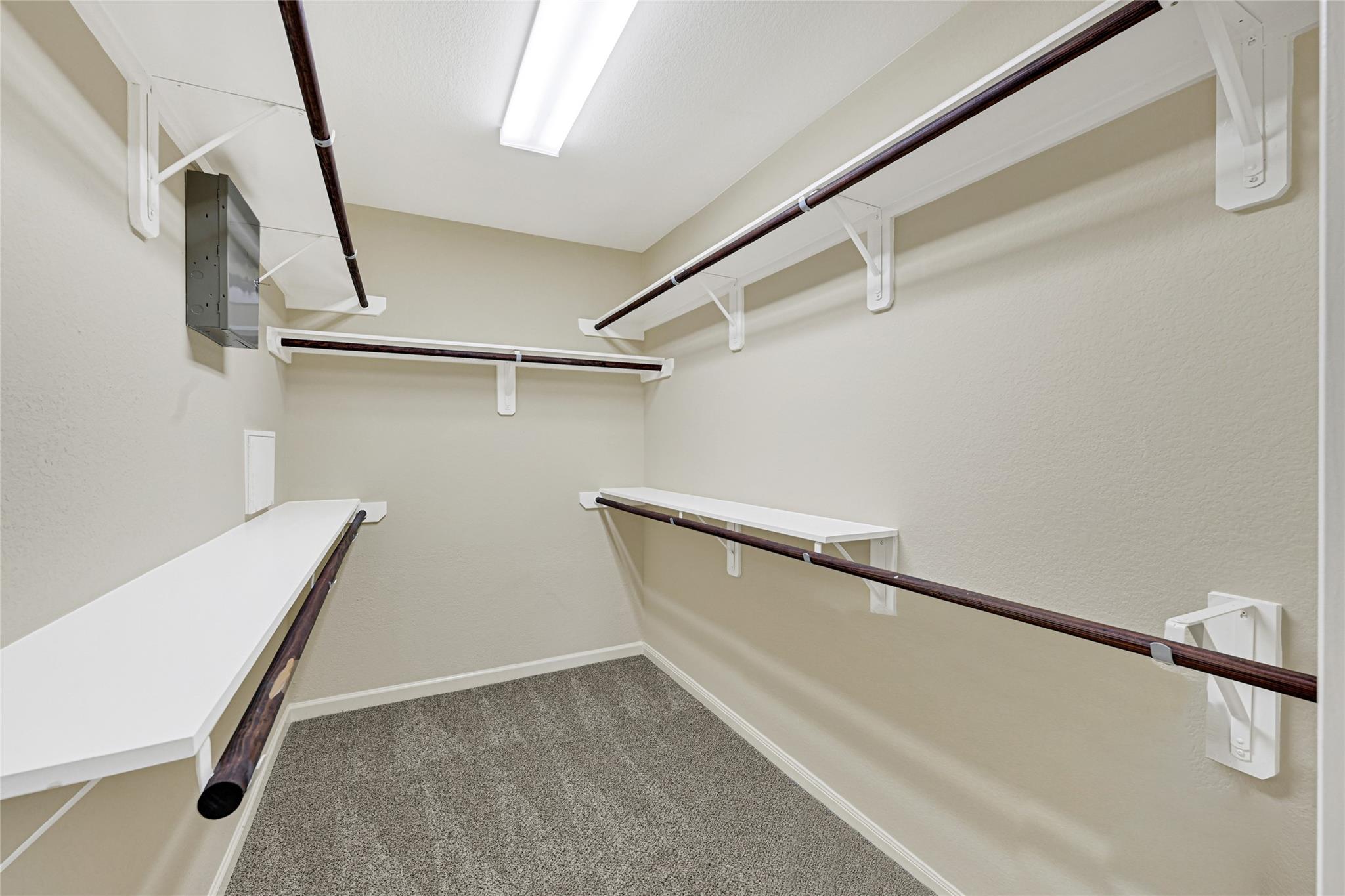 25302 Glenlevan Lane