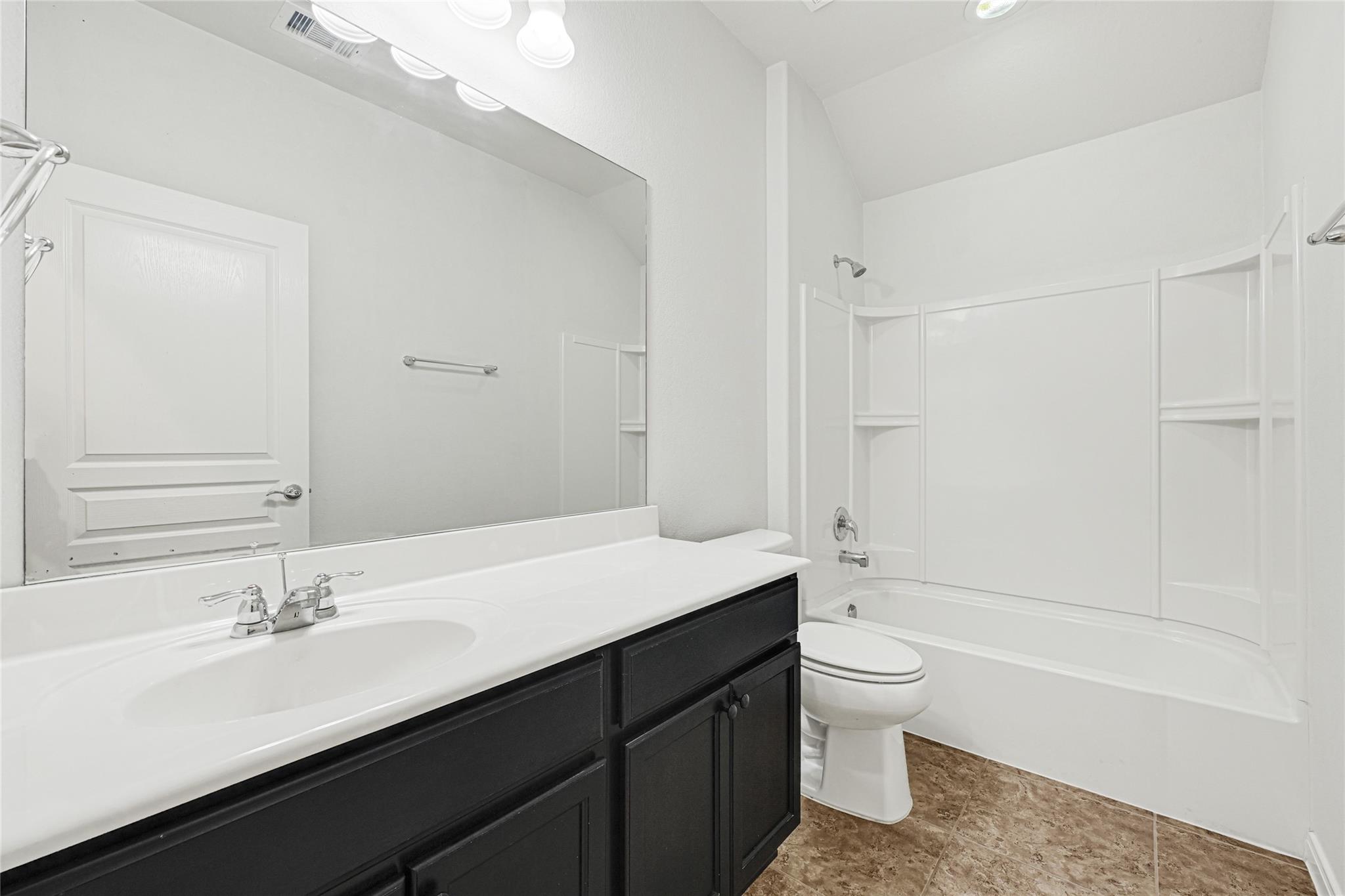 25302 Glenlevan Lane