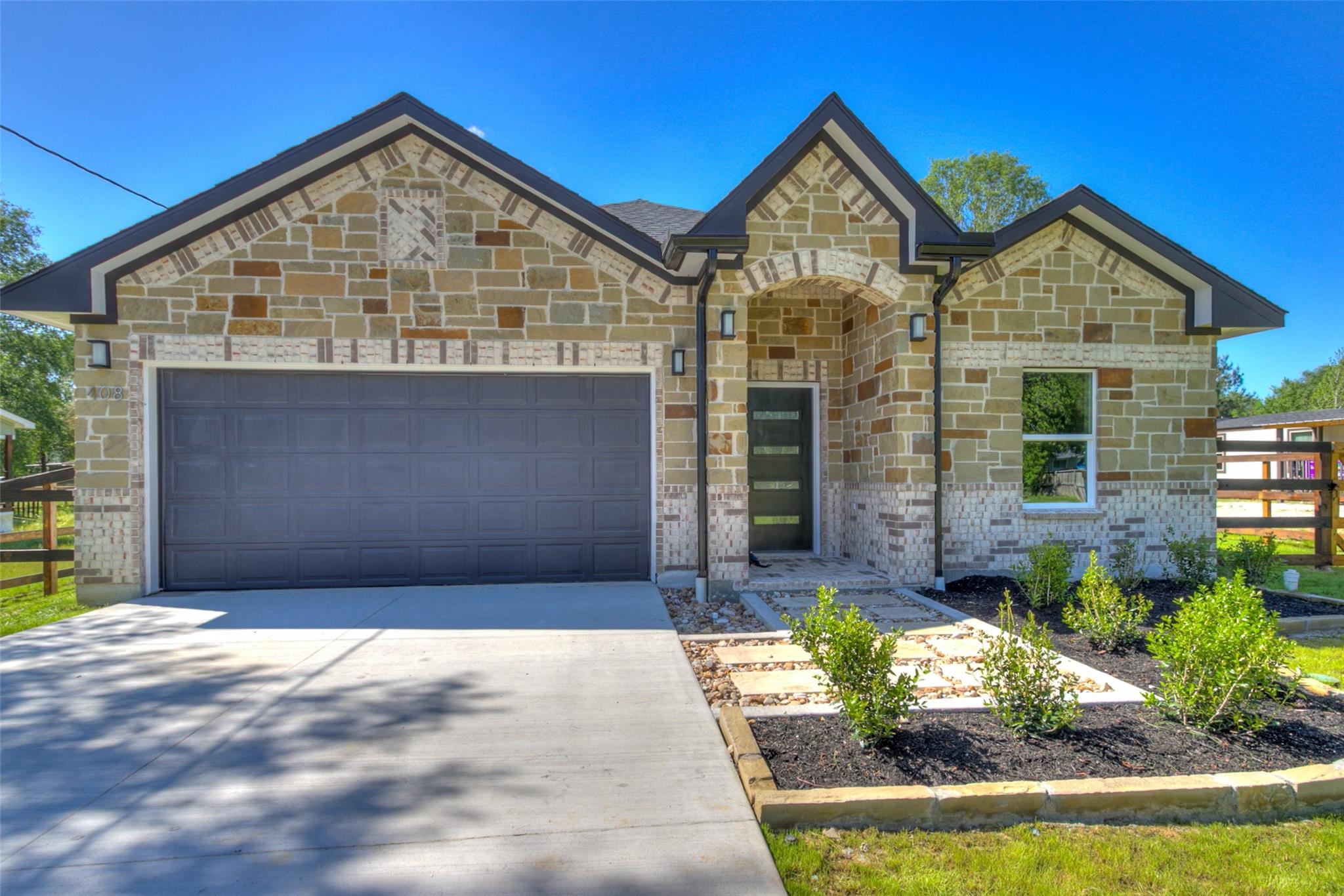 408 County Rd 3414