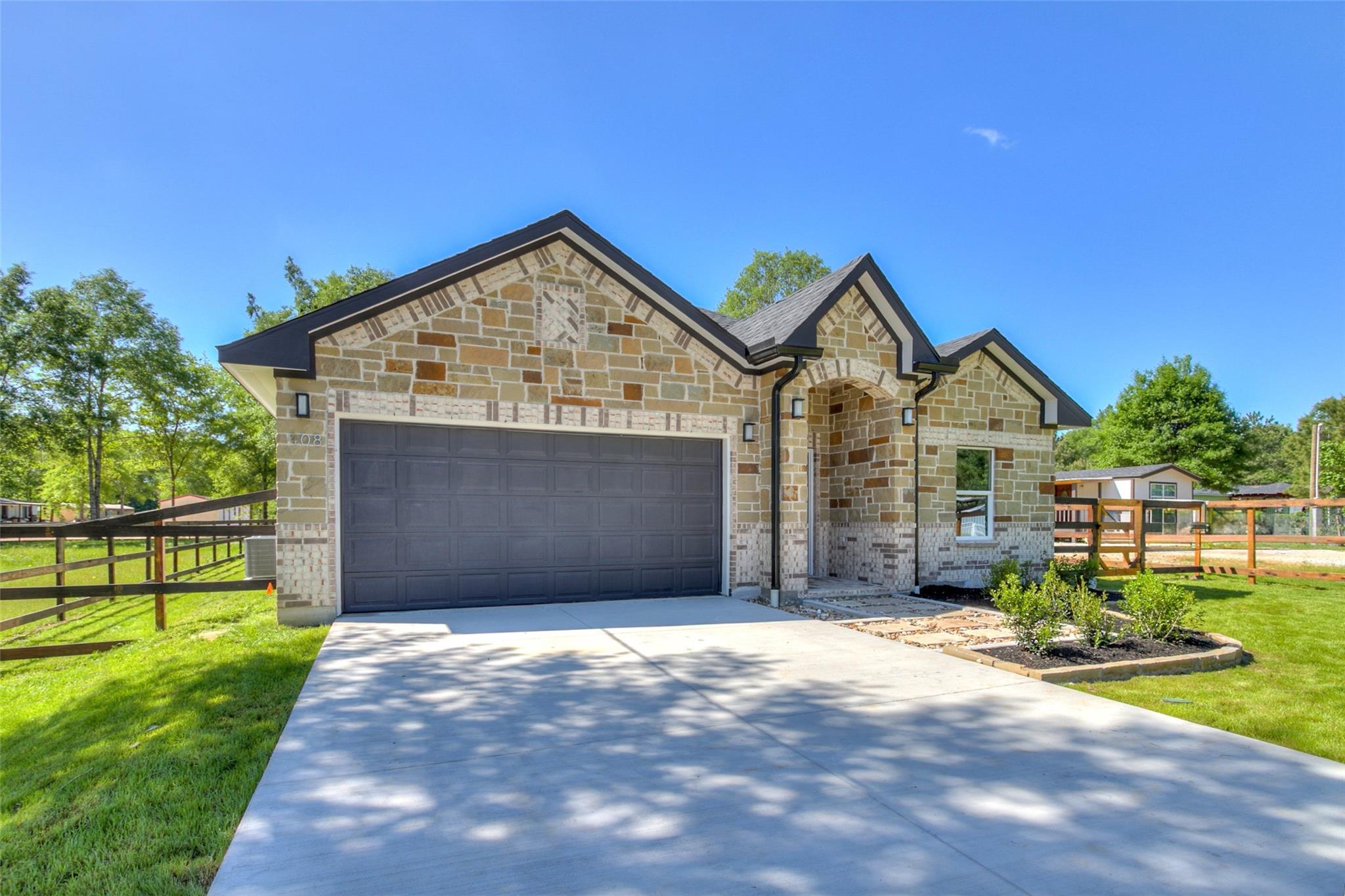 408 County Rd 3414