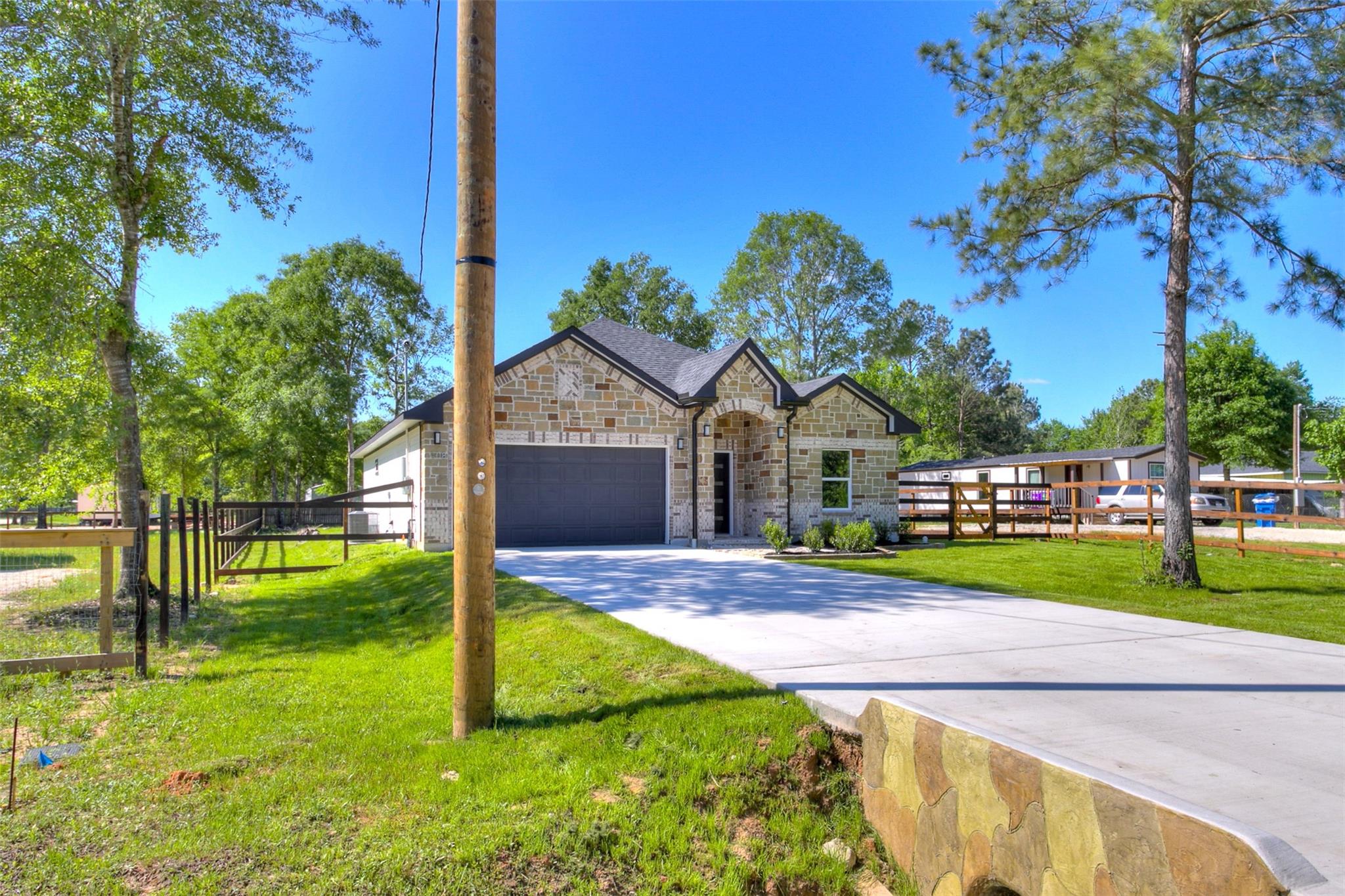 408 County Rd 3414