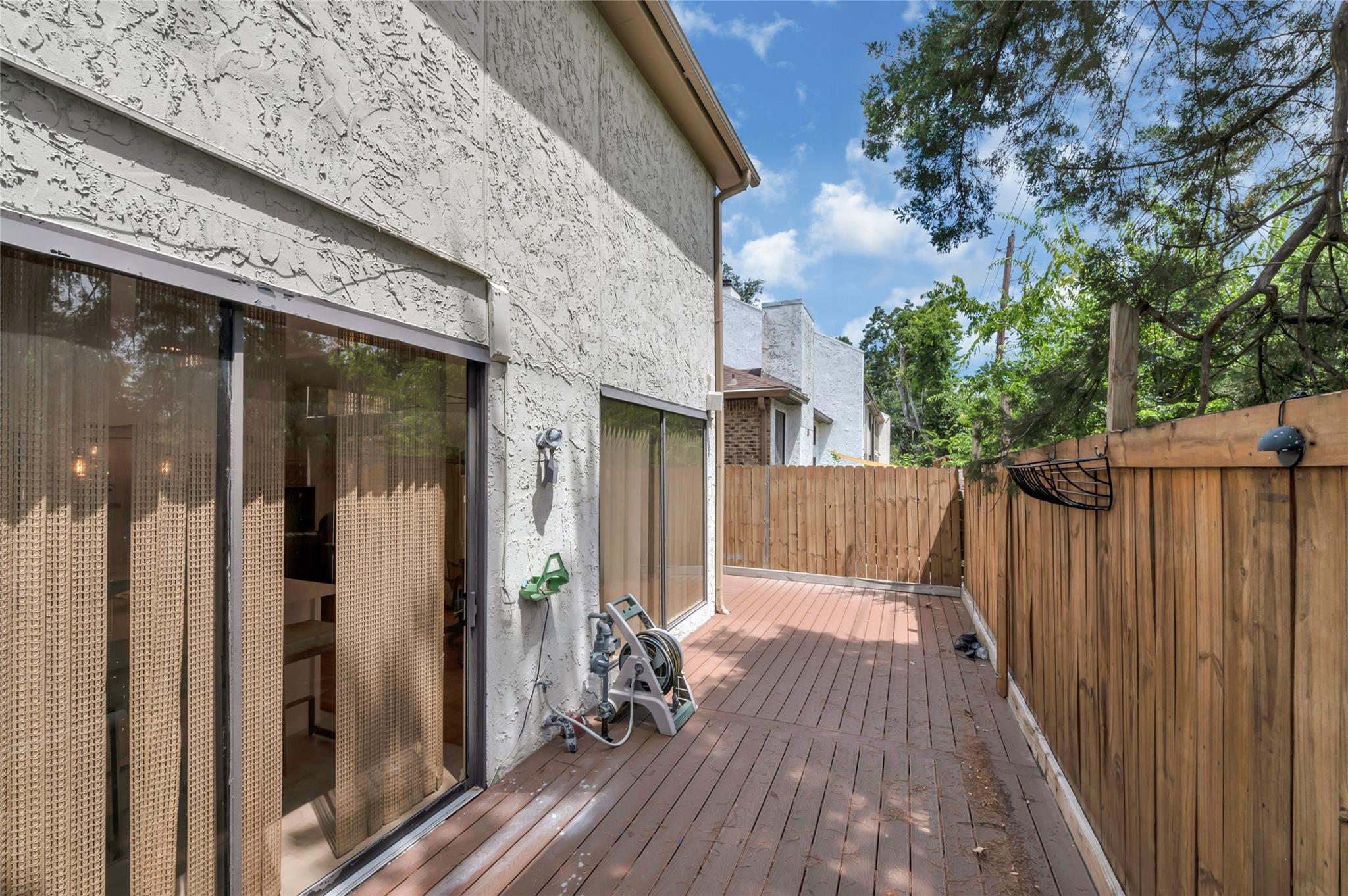 5611 Saint Paul Street