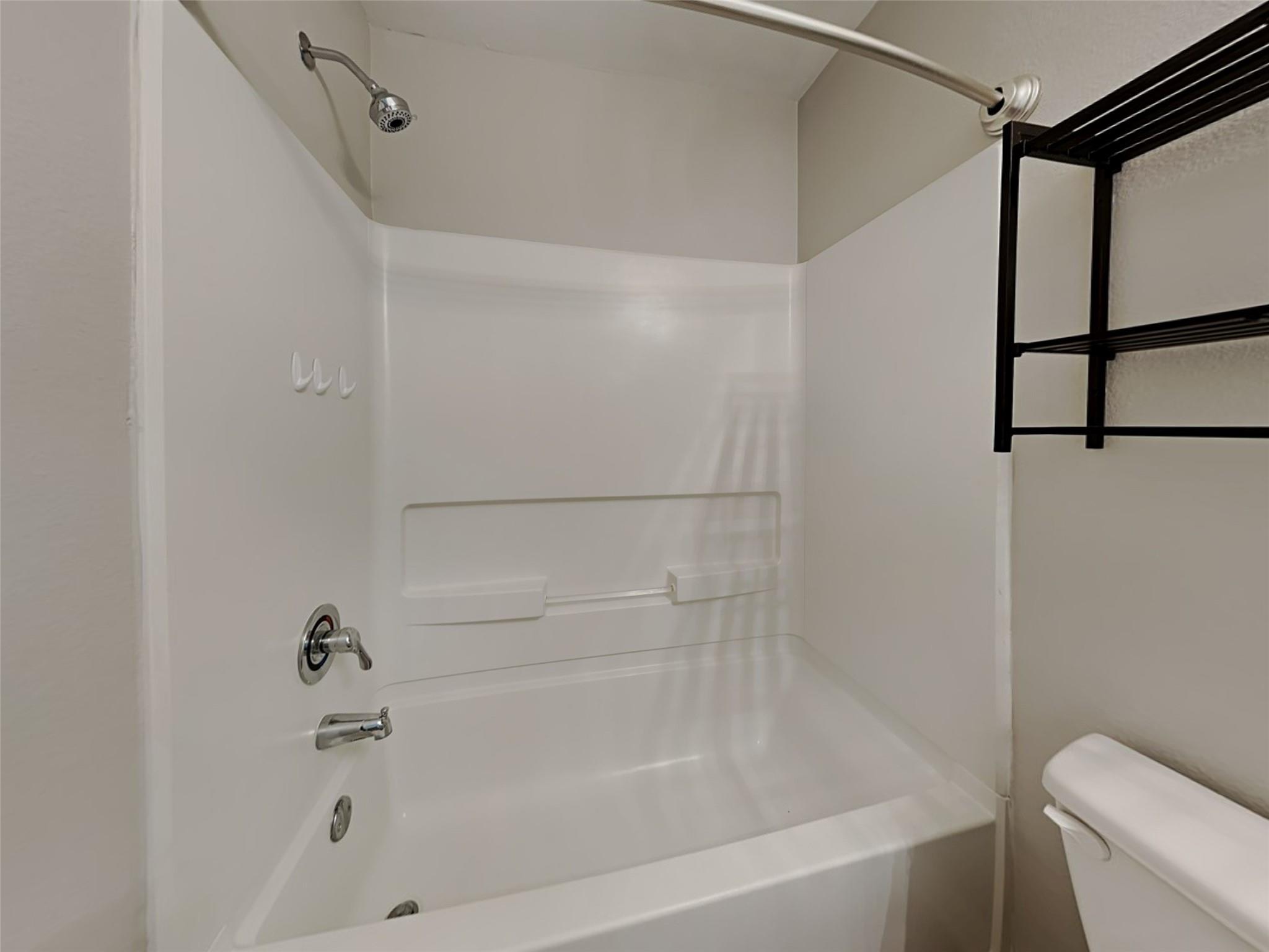 4202 Medina River Loop