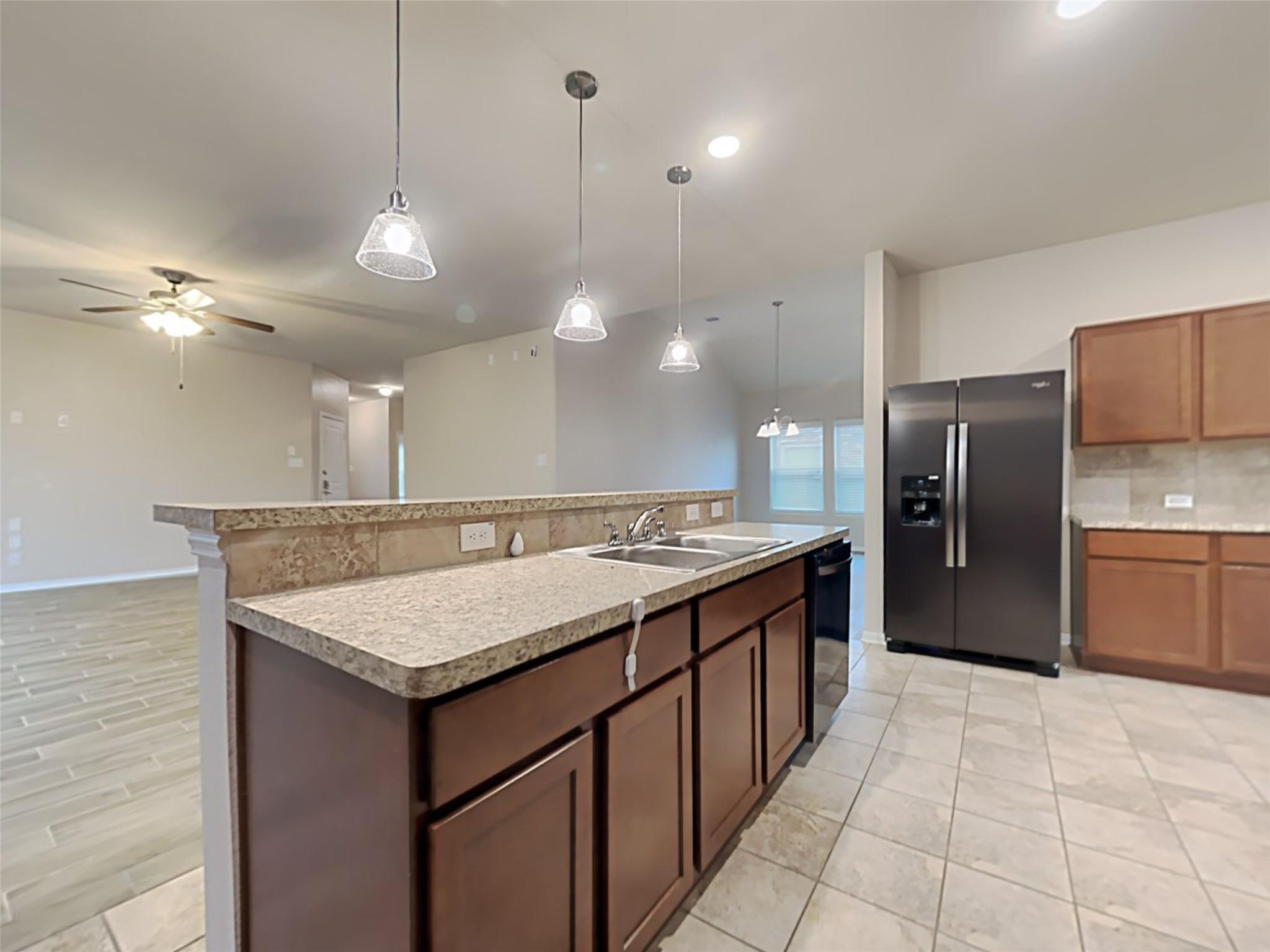 31218 Roos River Road