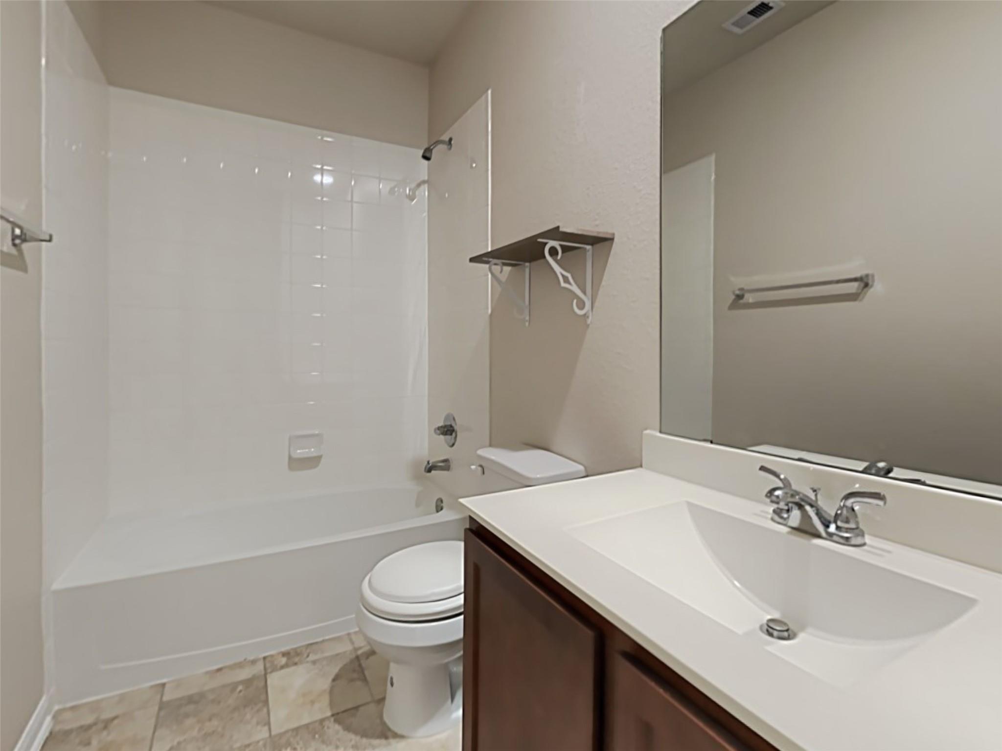 31218 Roos River Road