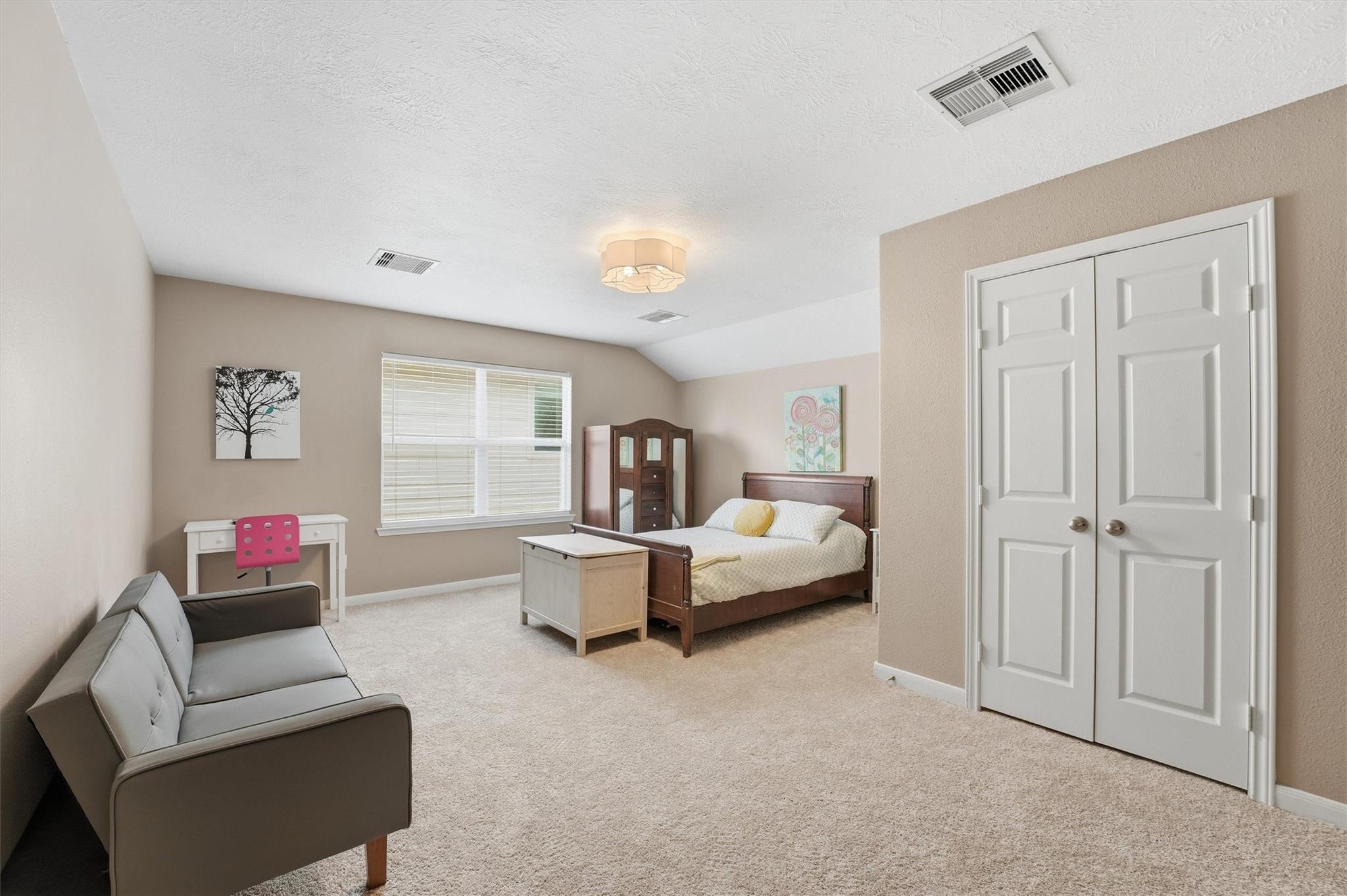5410 Everhart Manor Lane