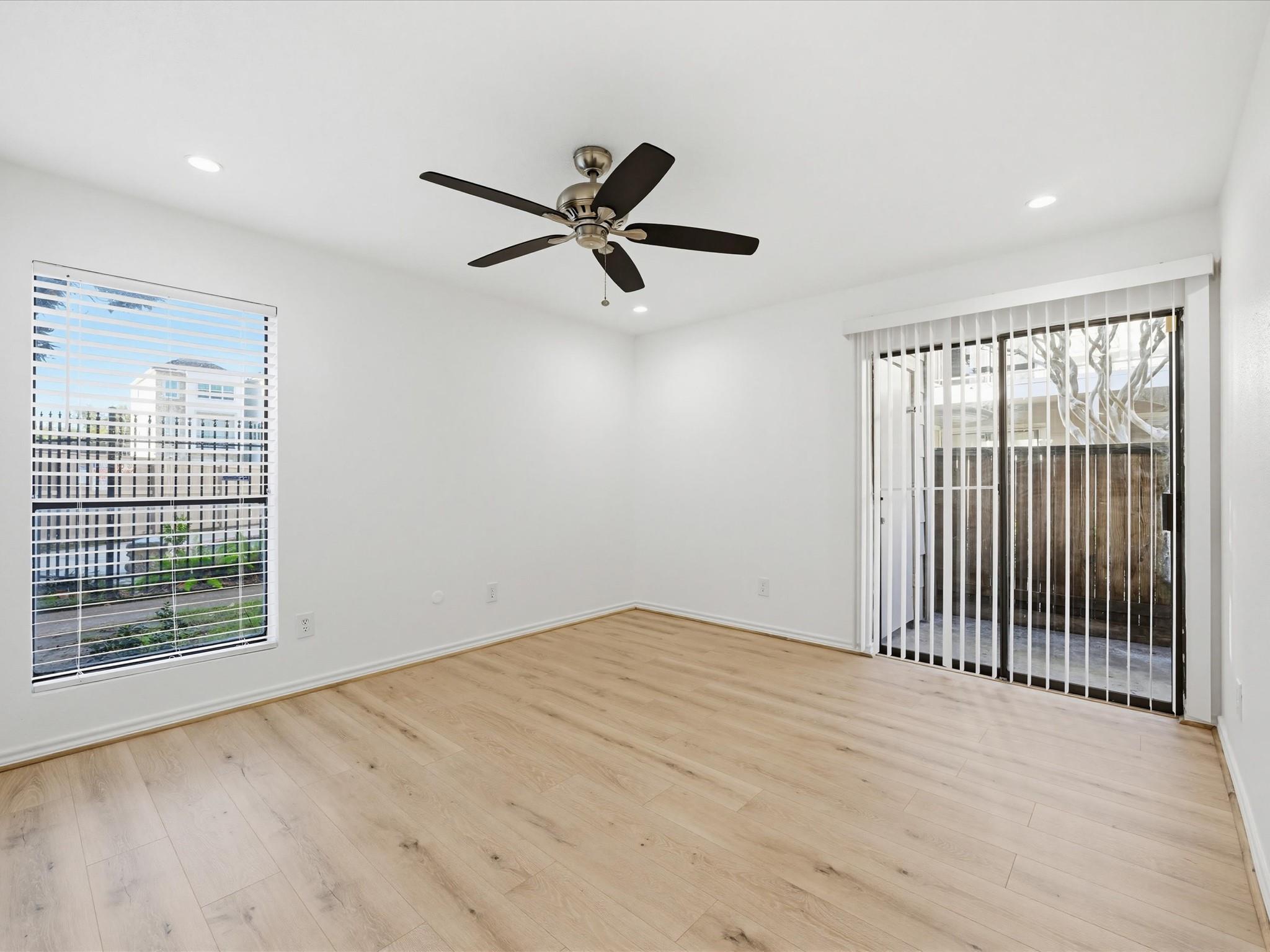 2120 Wilcrest Drive # 122