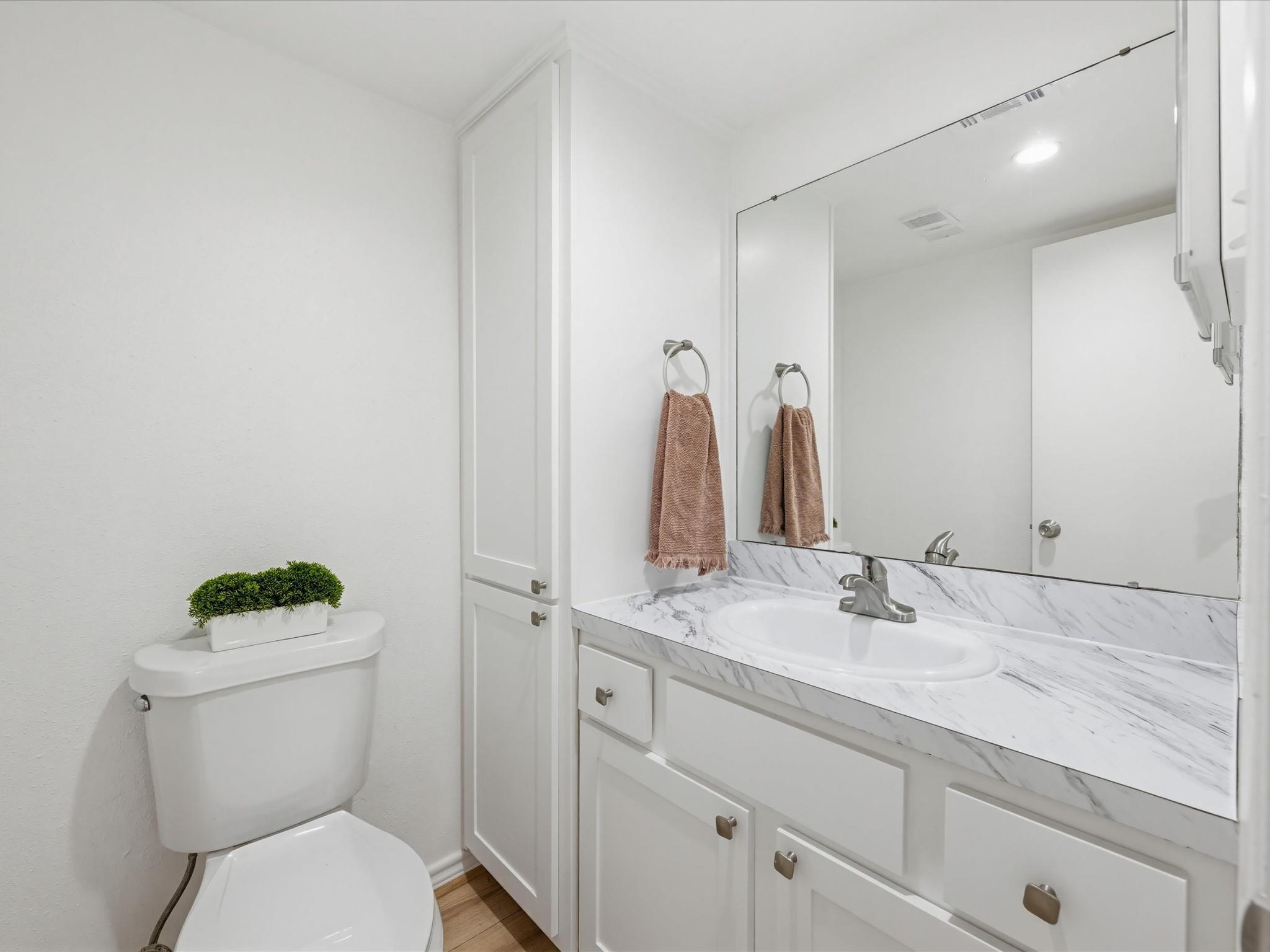 2120 Wilcrest Drive # 122