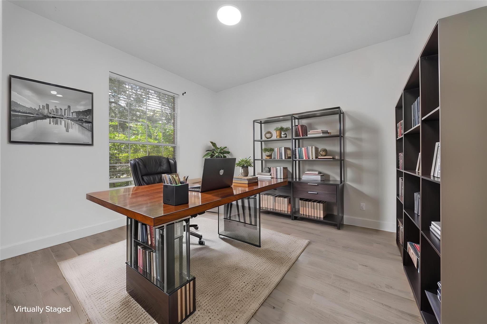 1009 Bay Area Boulevard