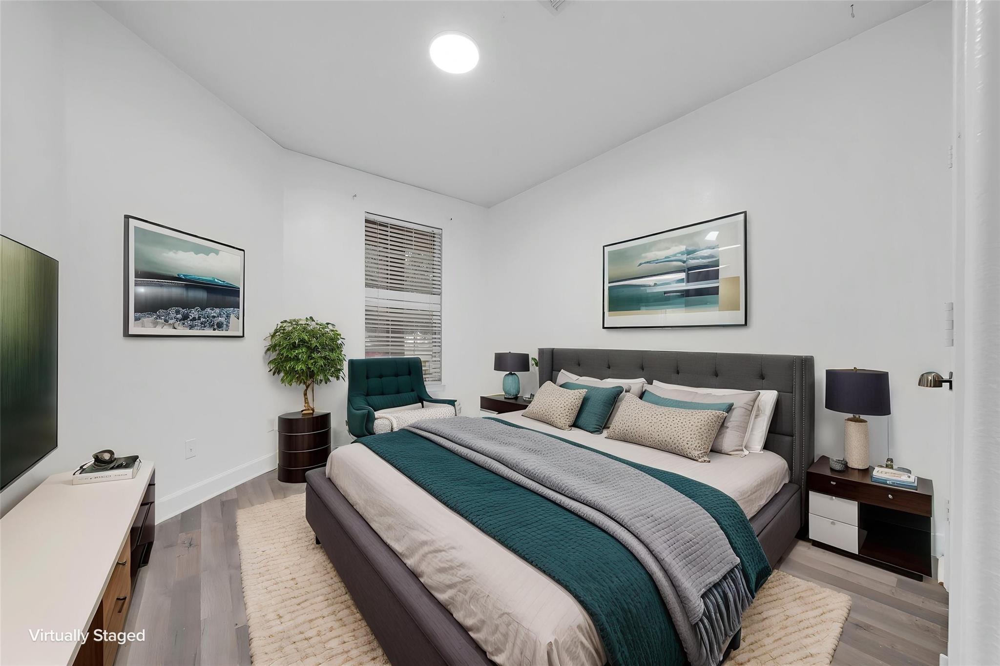1009 Bay Area Boulevard
