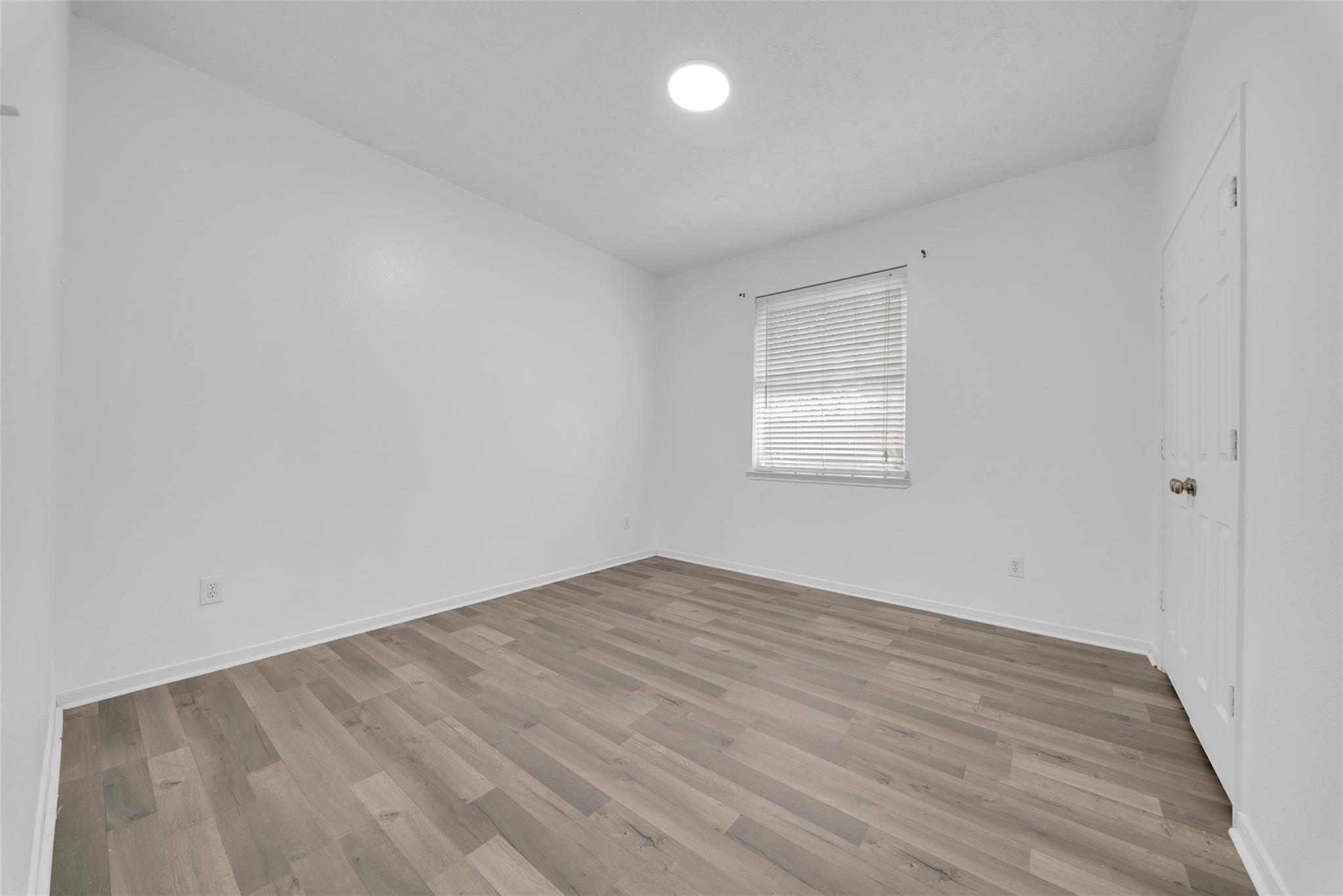 1009 Bay Area Boulevard