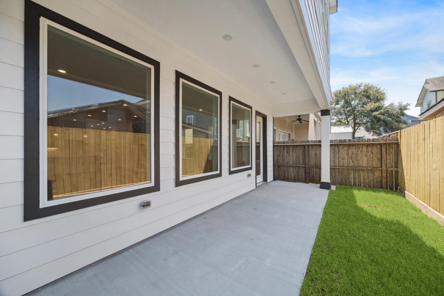 1321 Alexander Street, Houston