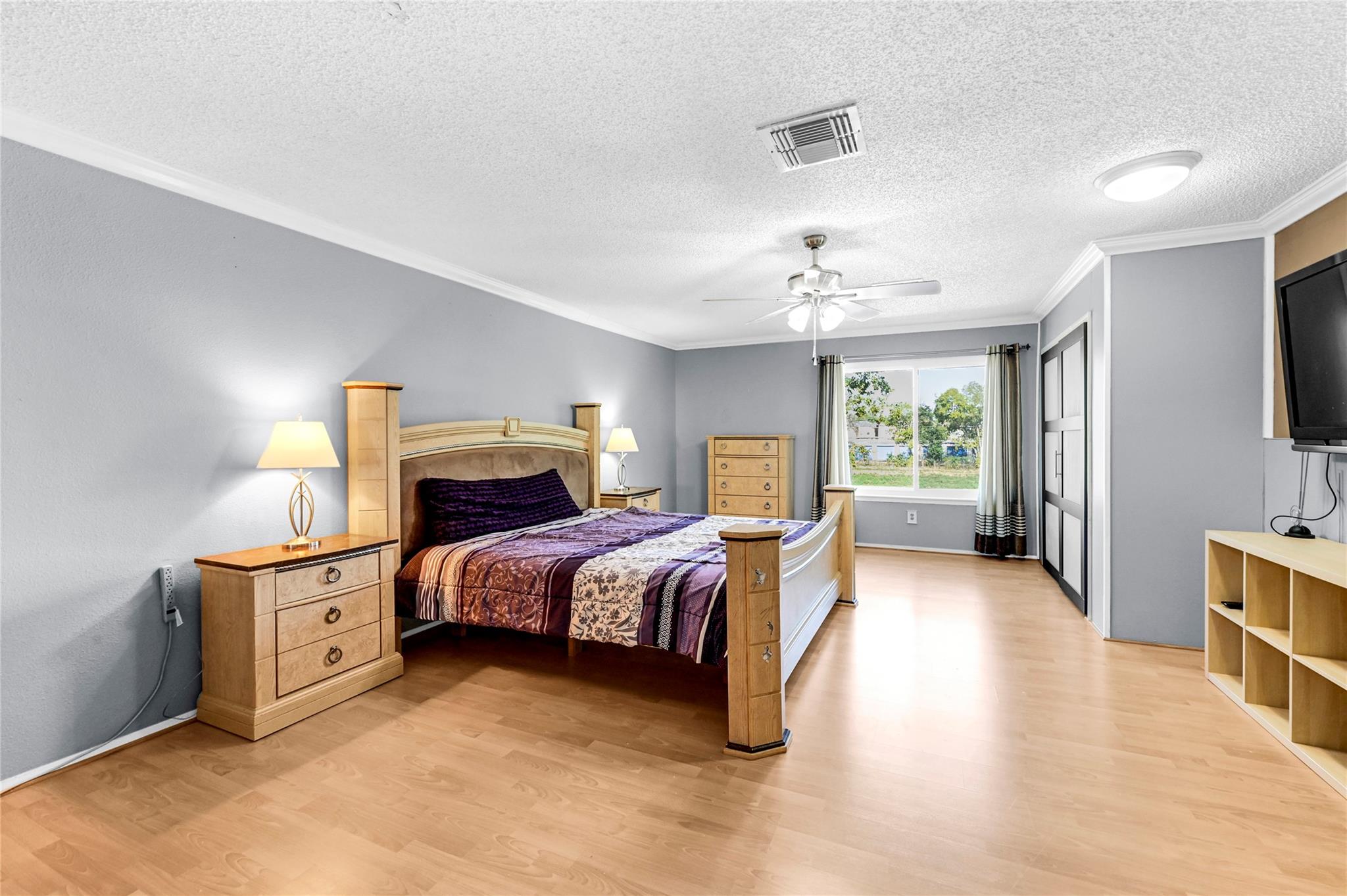 12166 Huntington Venture Drive