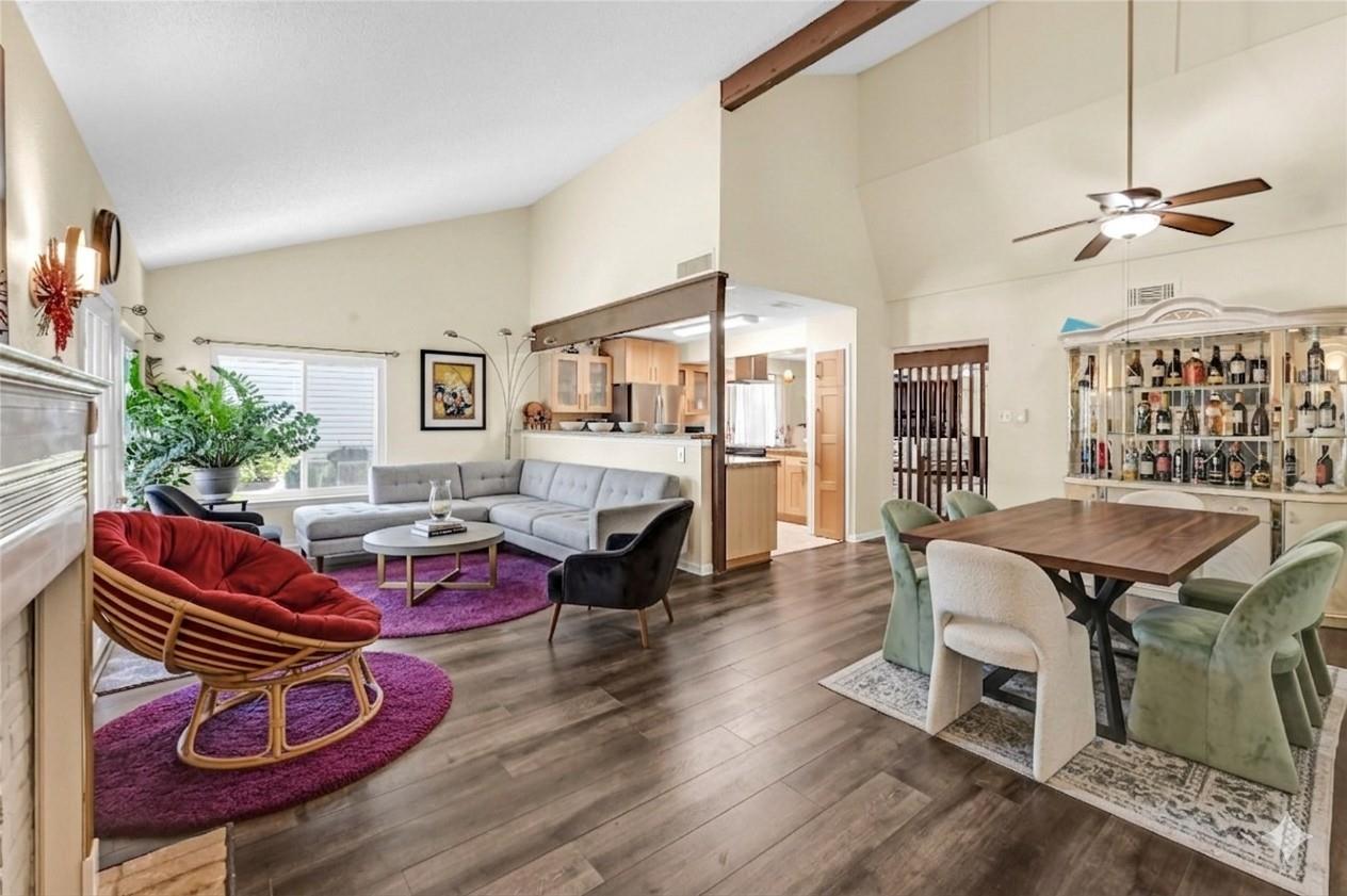 12166 Huntington Venture Drive