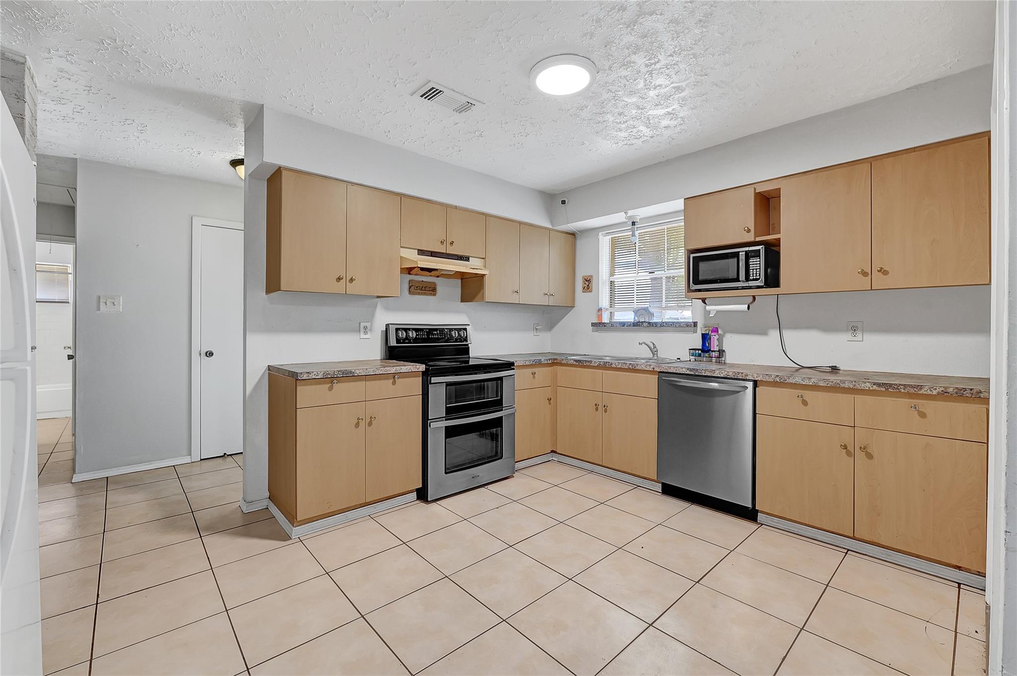 24110 Silversmith Lane