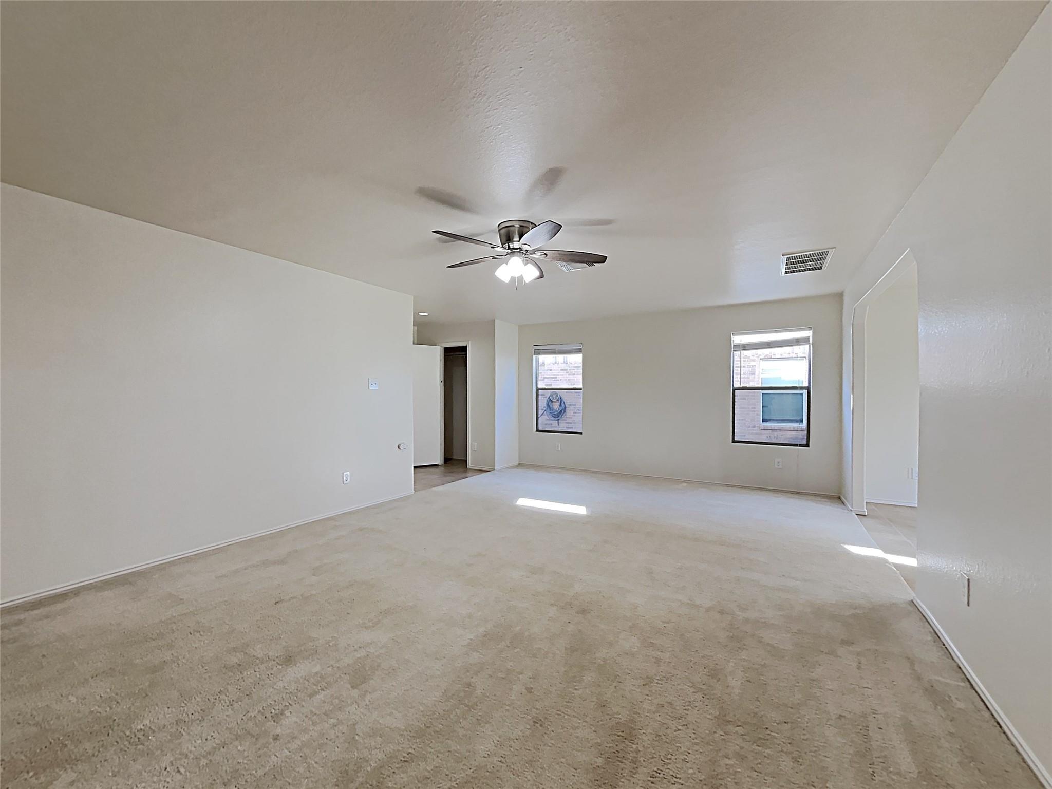 1118 Curtis Crossing