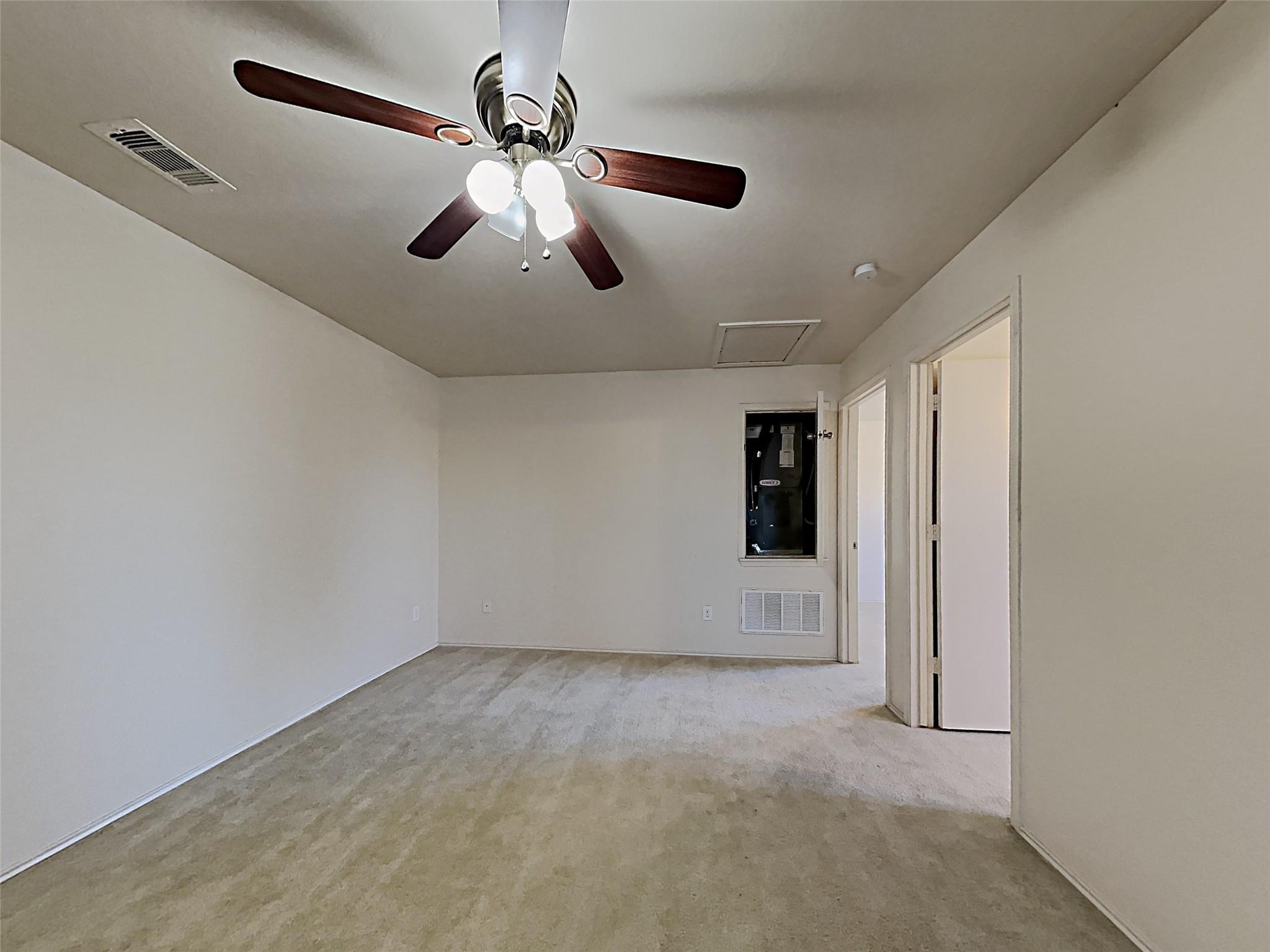 1118 Curtis Crossing