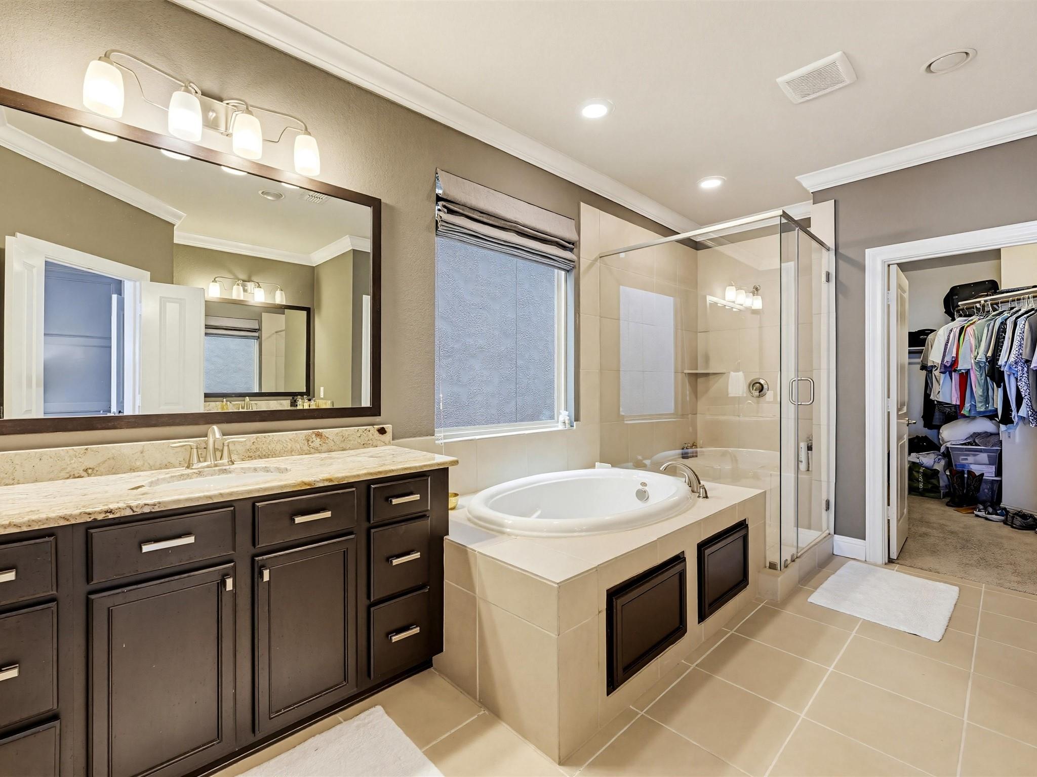 8418 Oak Leaf Point Drive