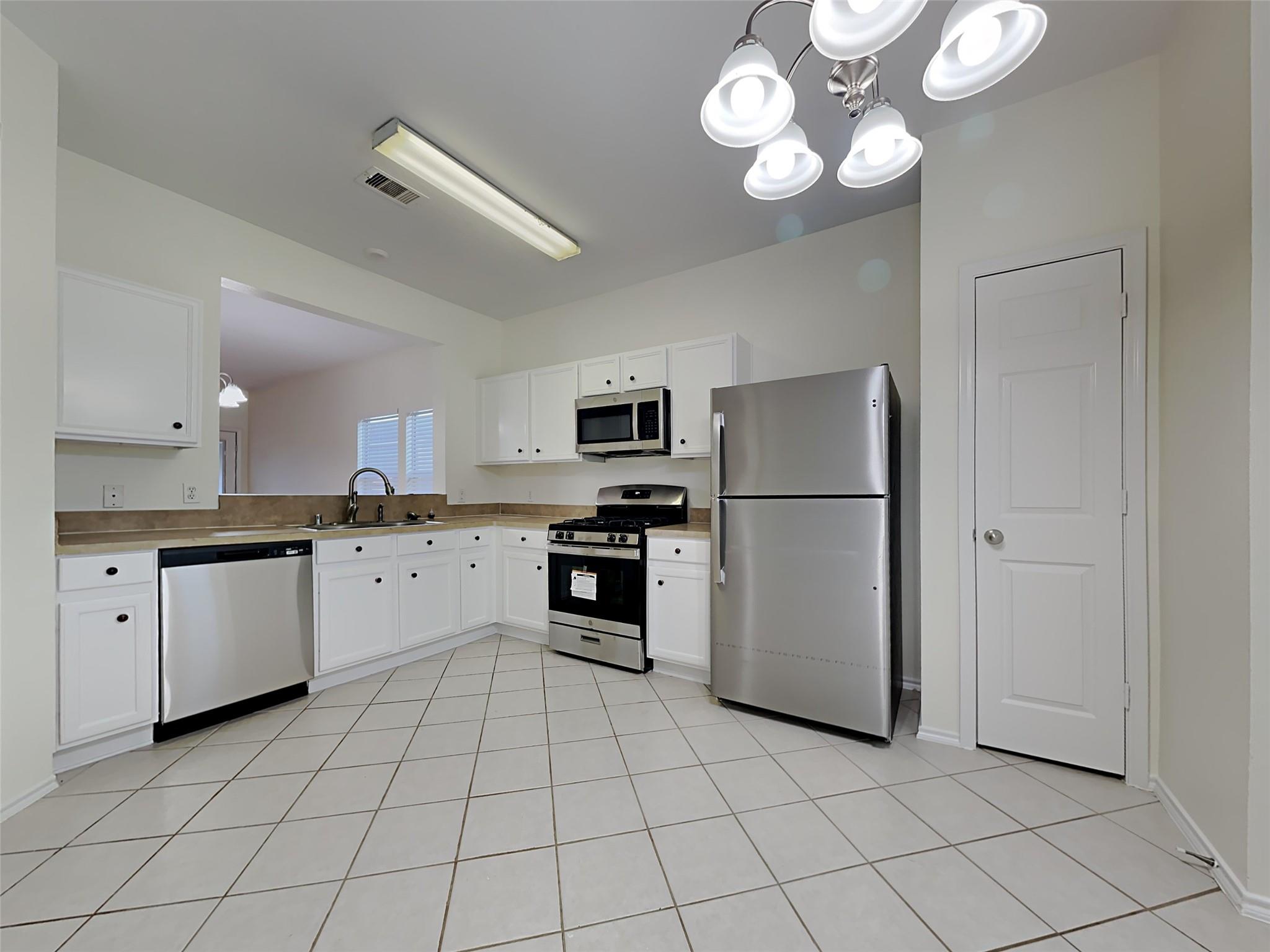 18819 Sandelford Drive