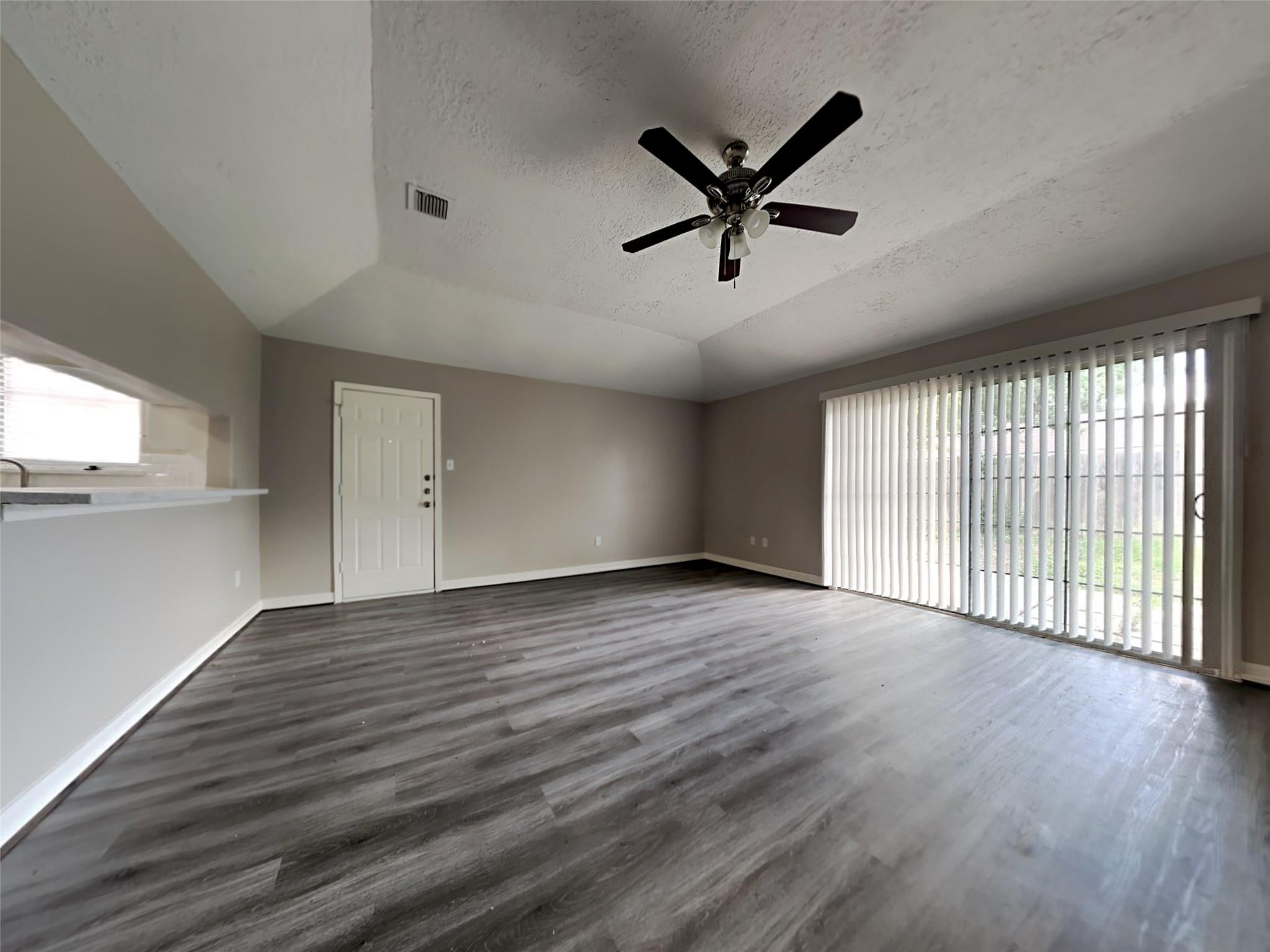 15227 Dunstable Lane