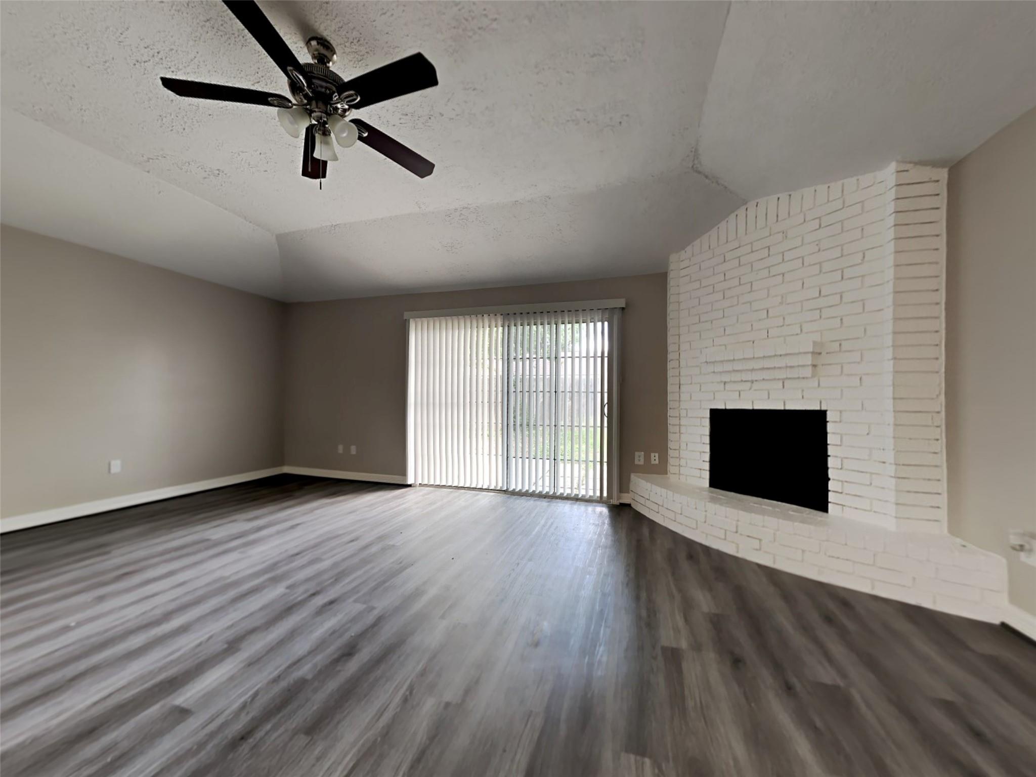 15227 Dunstable Lane