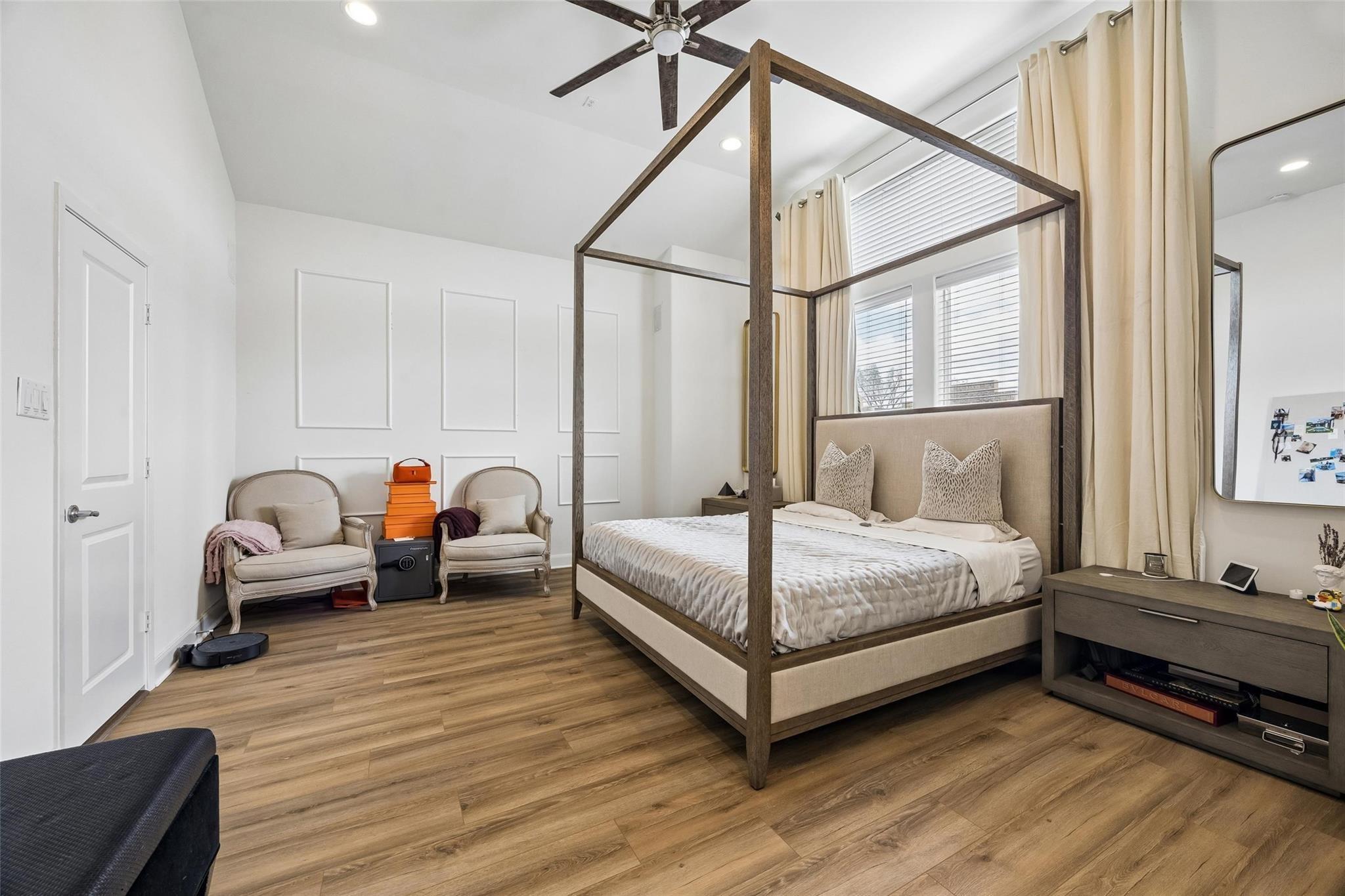 5022 Lillian Street