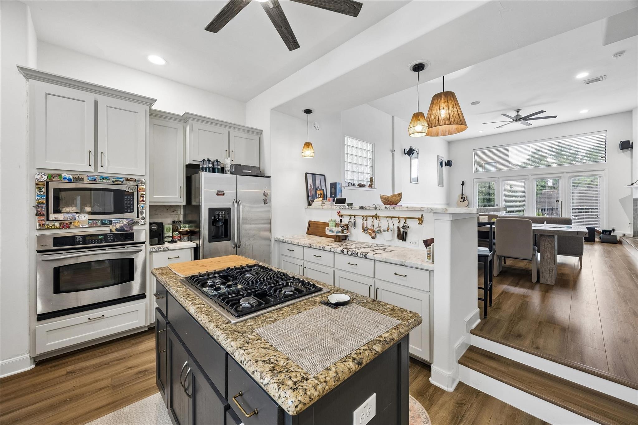 5022 Lillian Street