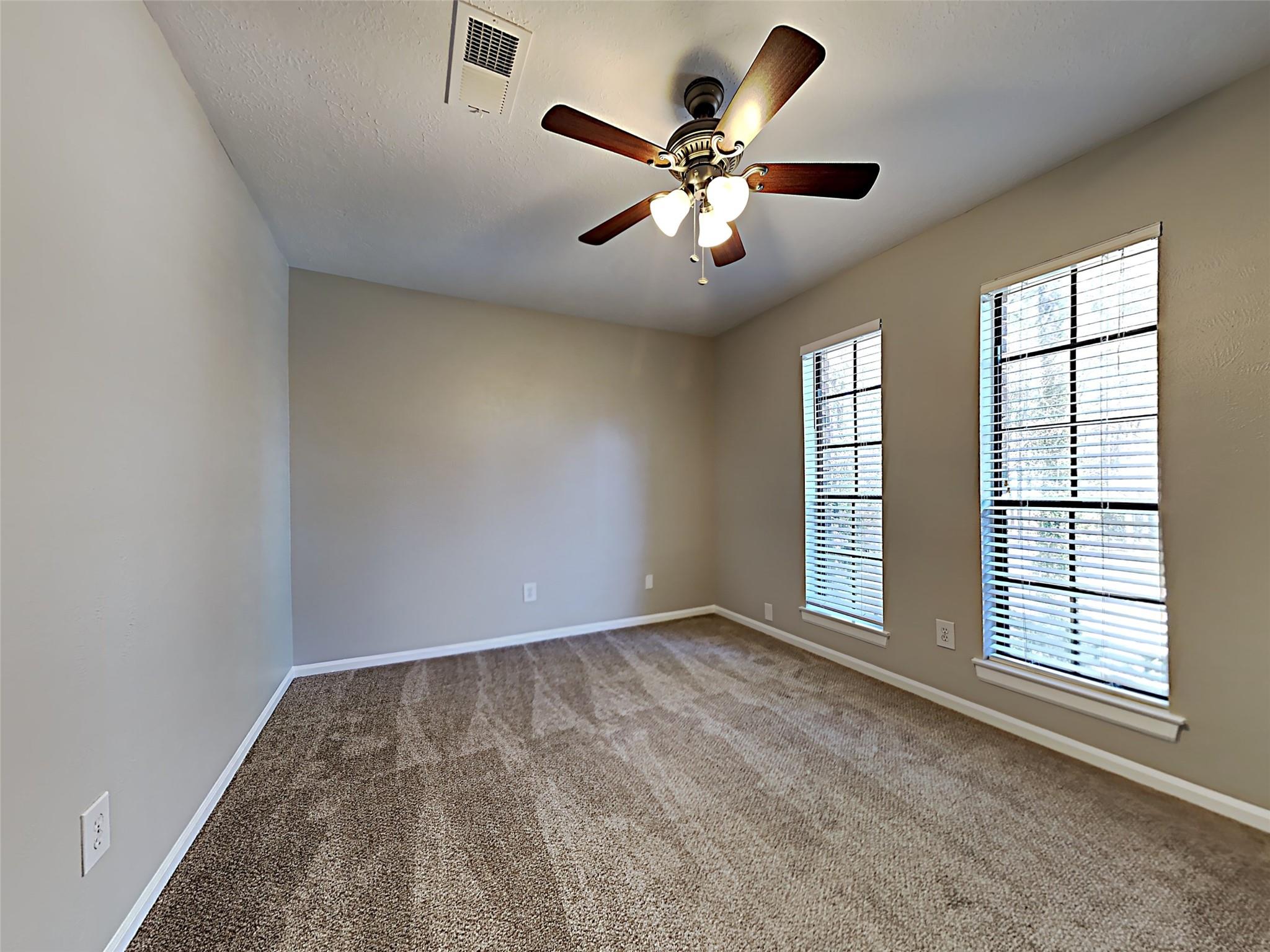 158 E Pathfinders Circle