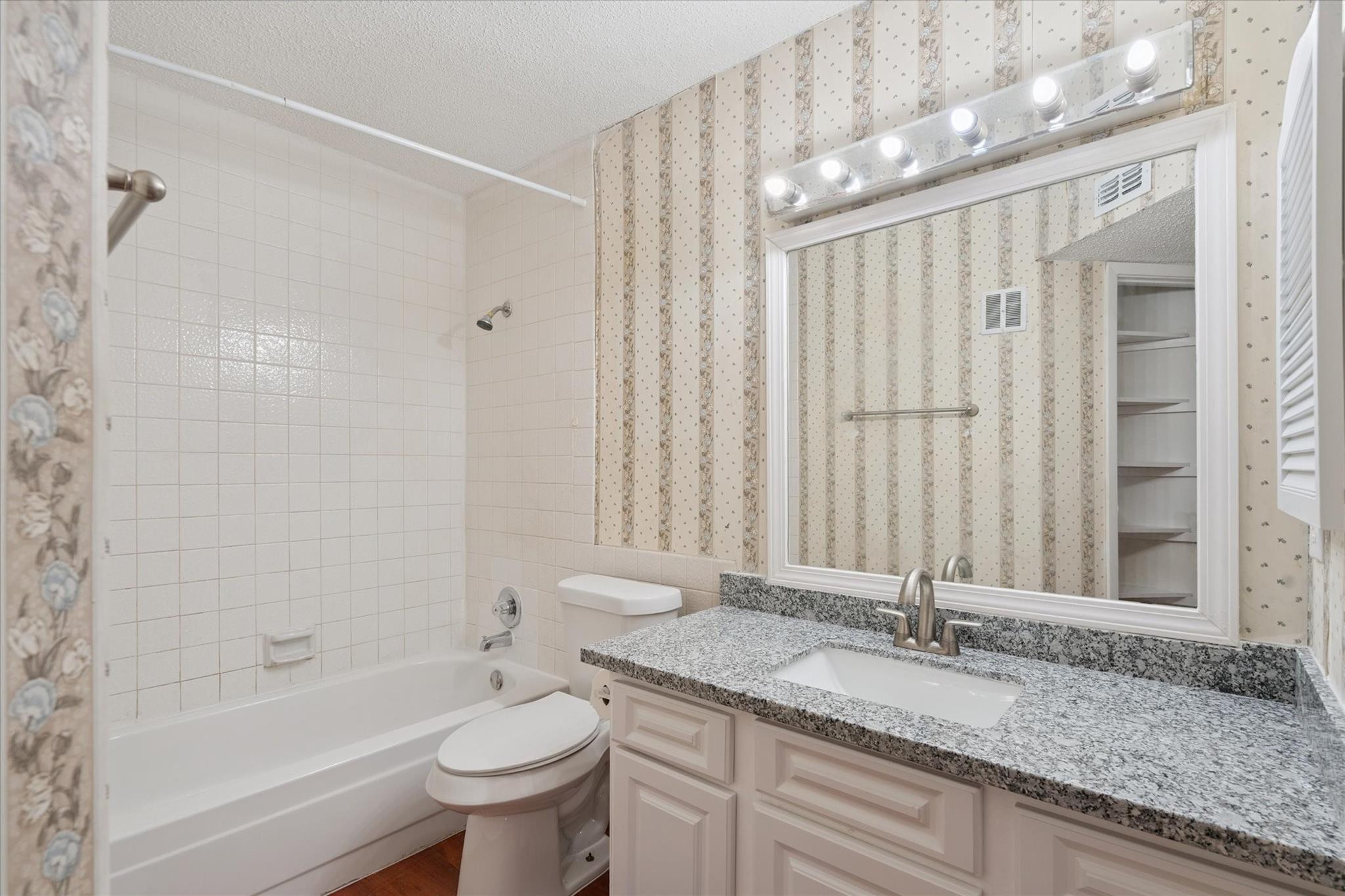 2818 S Bartell Drive # 25