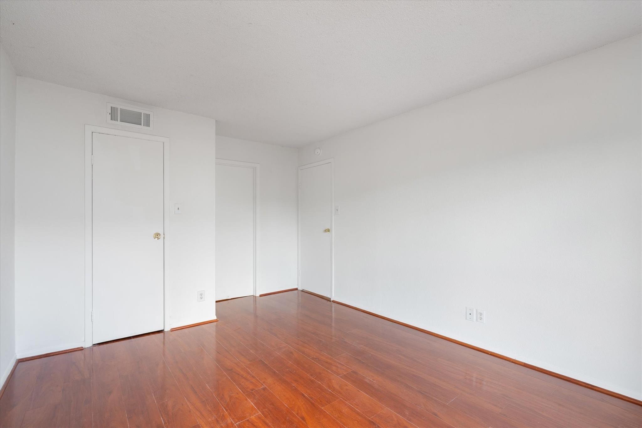 2818 S Bartell Drive # 25