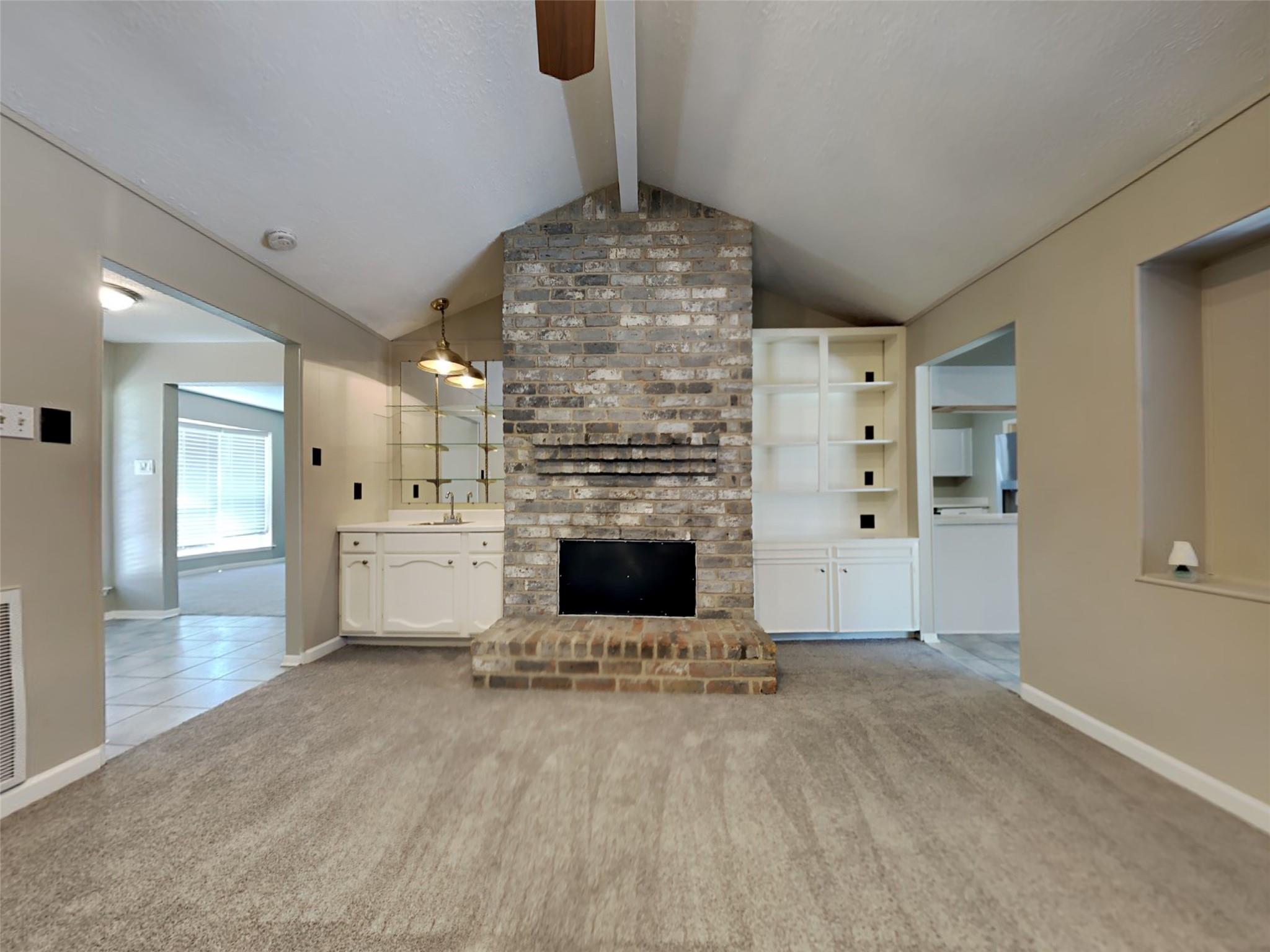 17523 Huntersglen Circle