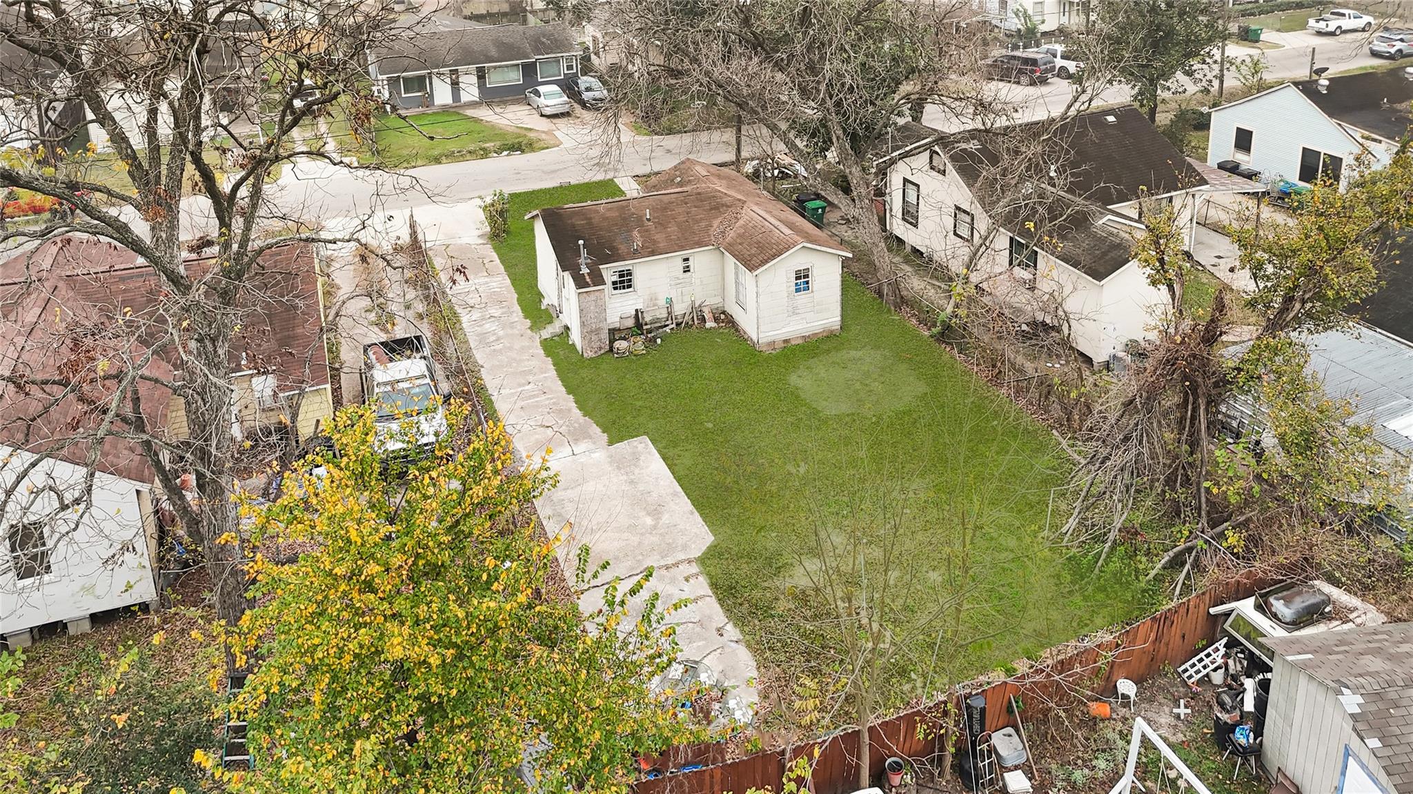 7427 Texarkana Street