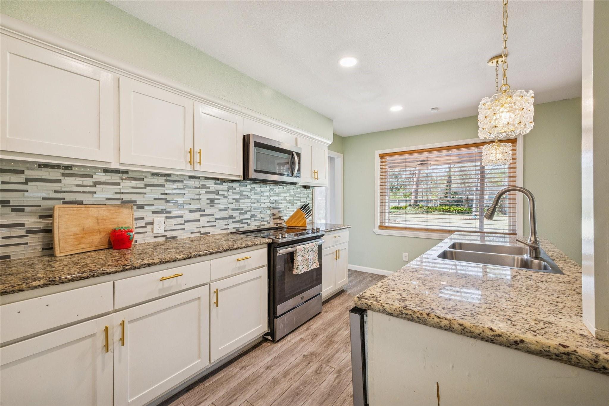 1325 Plantation Drive