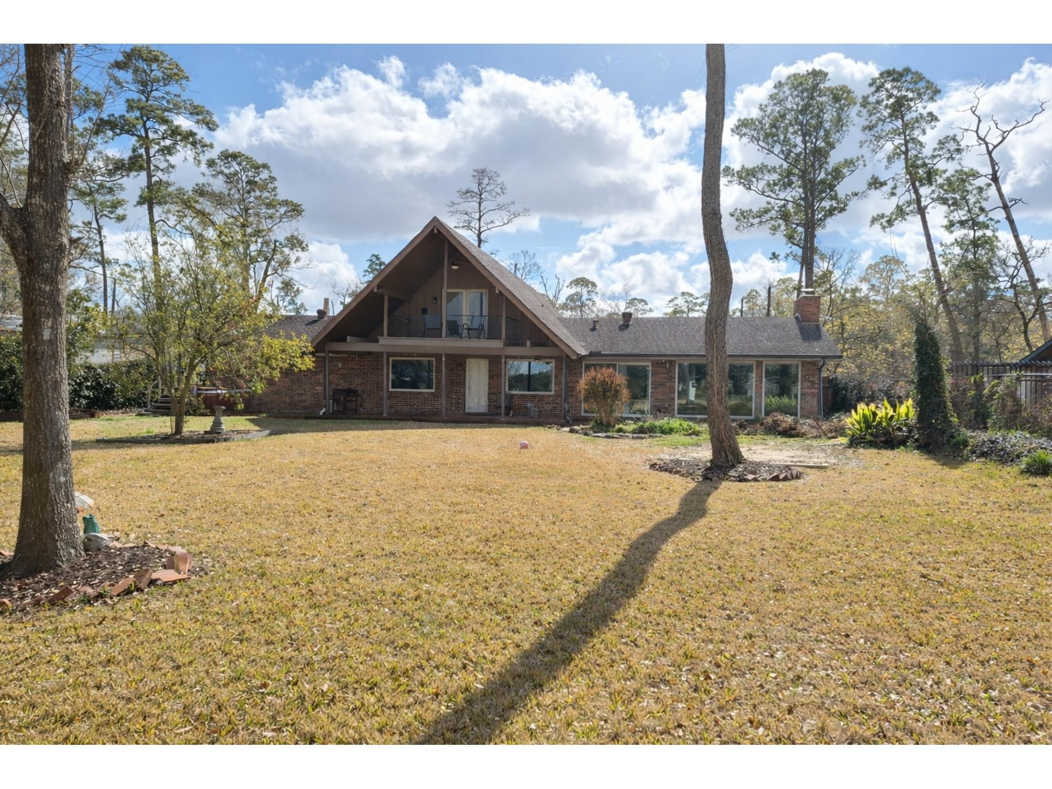 1325 Plantation Drive