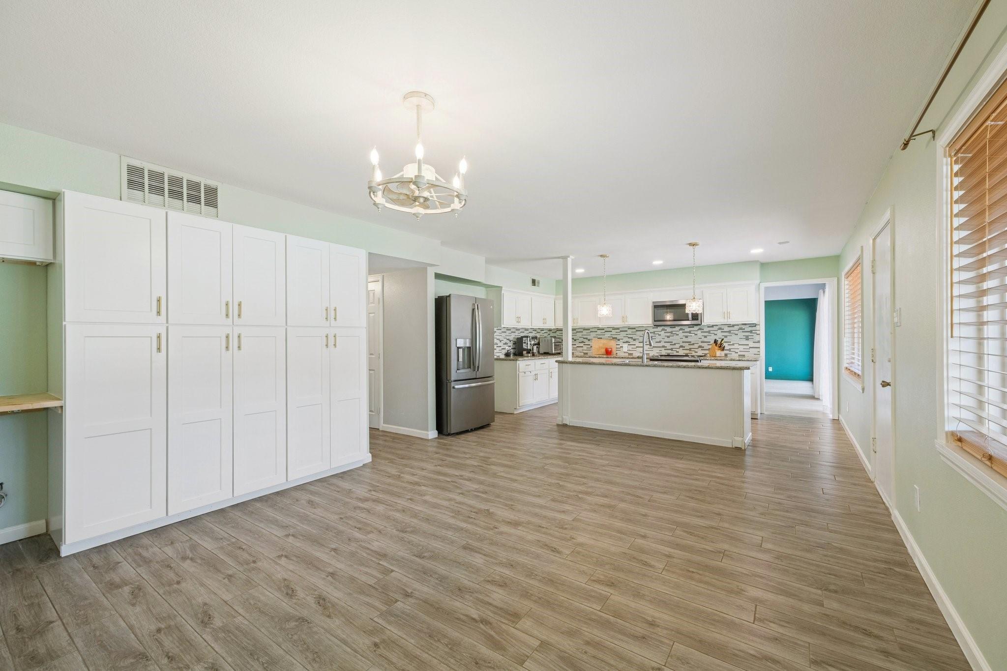 1325 Plantation Drive